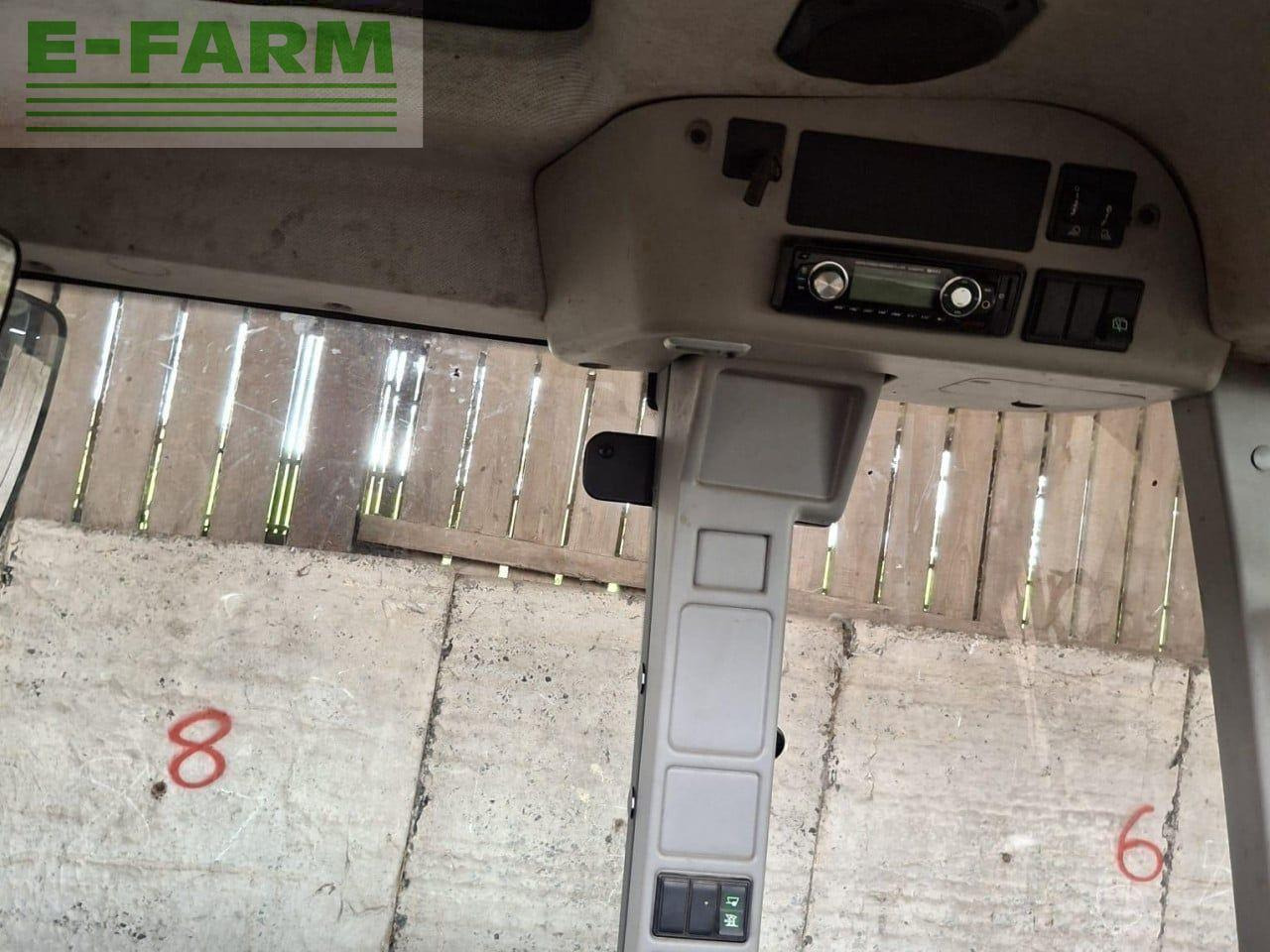 CLAAS ARION 610 C COMFORT - Traktor: obrázok 5 CLAAS ARION 610 C COMFORT - Traktor: obrázok 5