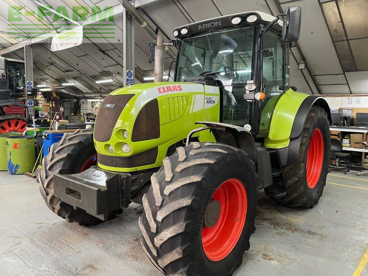 CLAAS ARION 640 CIS 50K CIS - Traktor: obrázok 2 CLAAS ARION 640 CIS 50K CIS - Traktor: obrázok 2