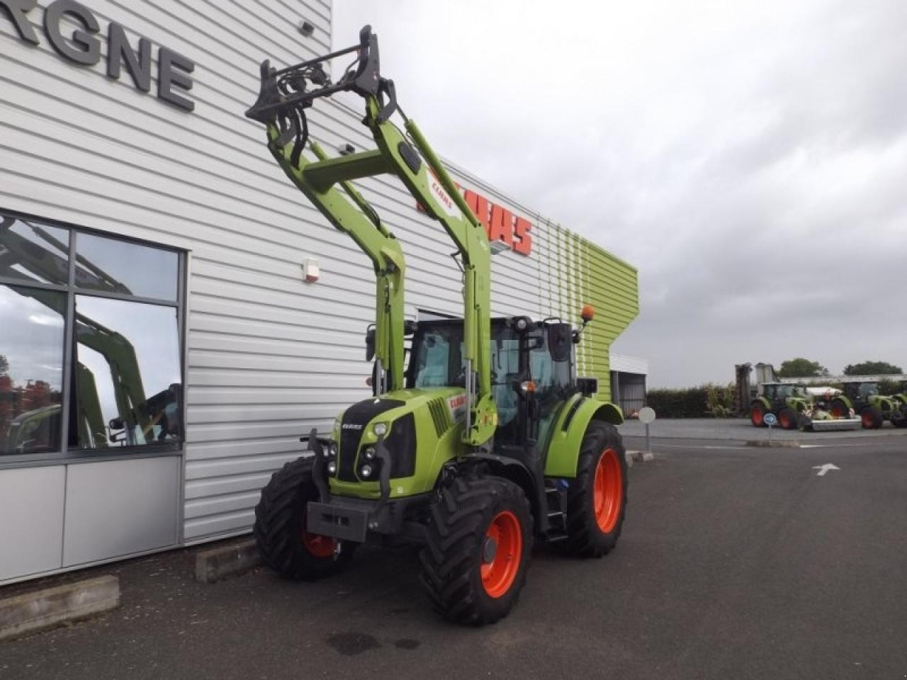 CLAAS arion 430 mr advance - Traktor: obrázok 1 CLAAS arion 430 mr advance - Traktor: obrázok 1