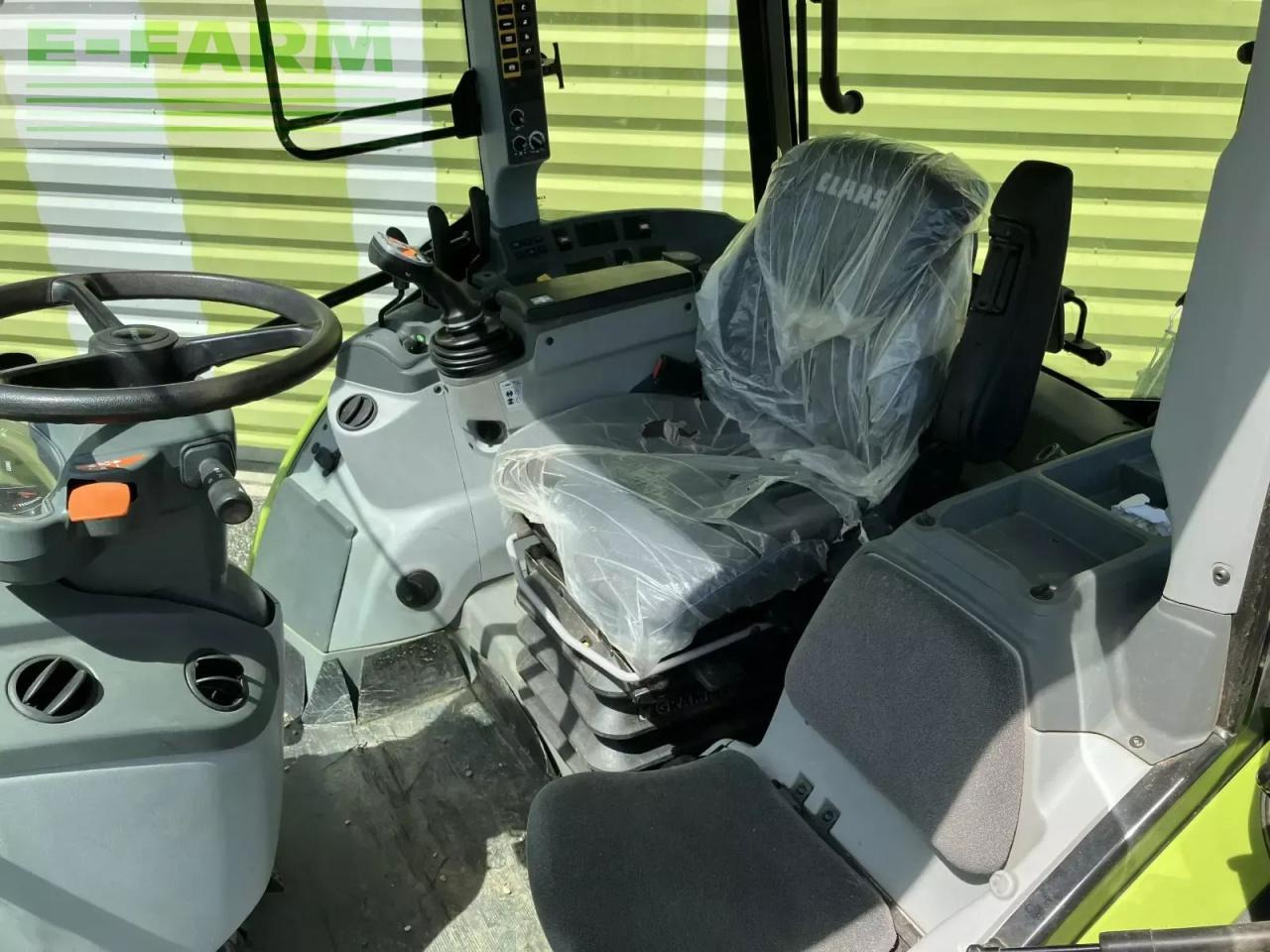 CLAAS arion 430 panoramic + fl 100 c - Traktor: obrázok 3 CLAAS arion 430 panoramic + fl 100 c - Traktor: obrázok 3