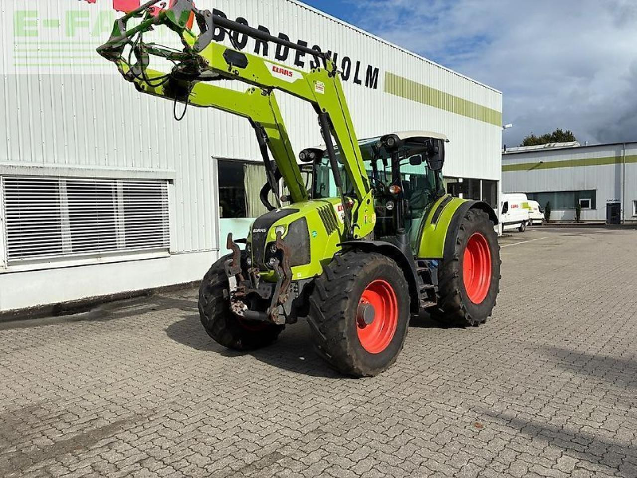 CLAAS arion 450 cis panoramic mit fl 120 c und fkh CIS - Traktor: obrázok 1 CLAAS arion 450 cis panoramic mit fl 120 c und fkh CIS - Traktor: obrázok 1