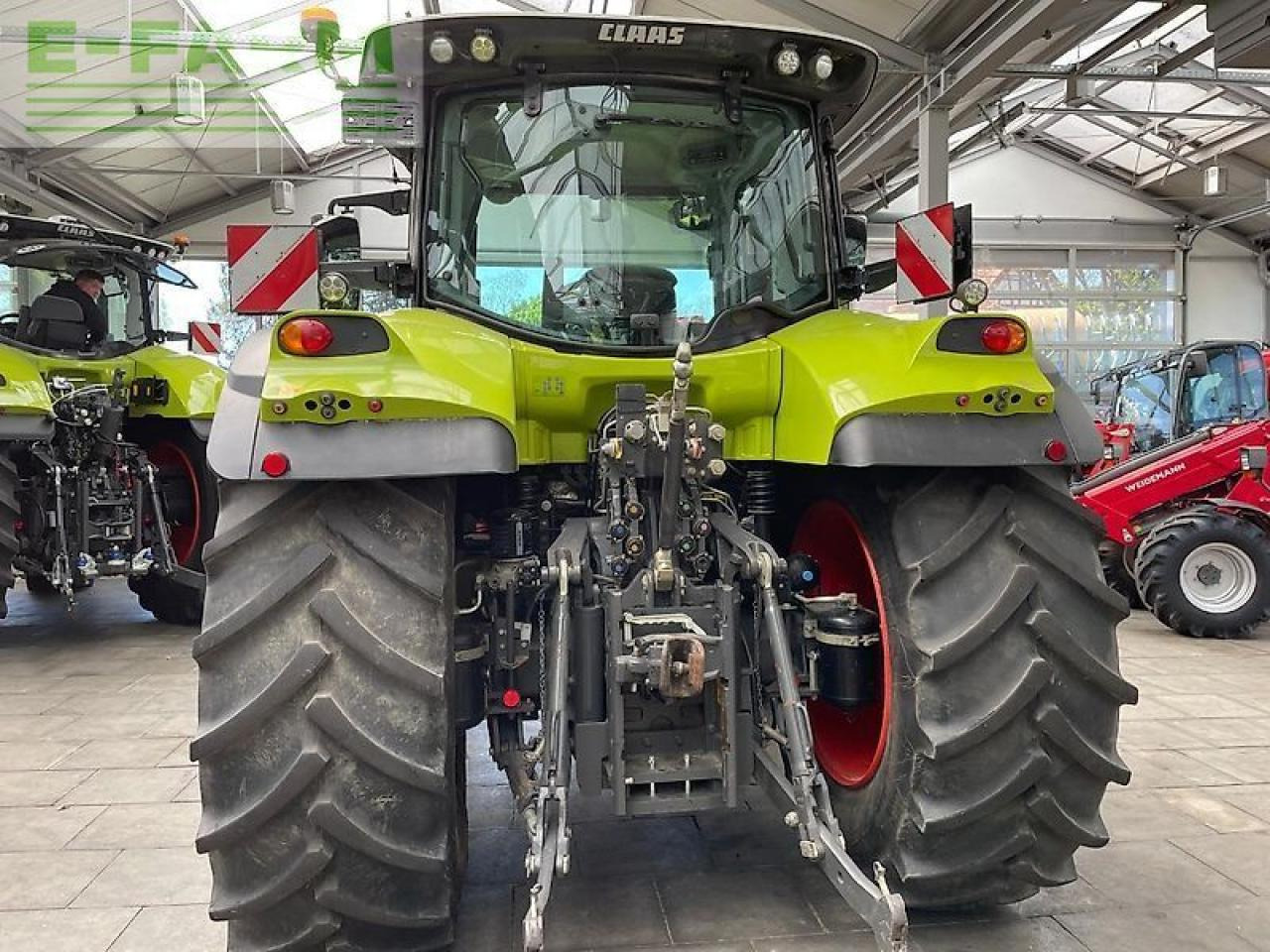 CLAAS arion 550 hexashift cis HEXASHIFT CIS - Traktor: obrázok 4 CLAAS arion 550 hexashift cis HEXASHIFT CIS - Traktor: obrázok 4