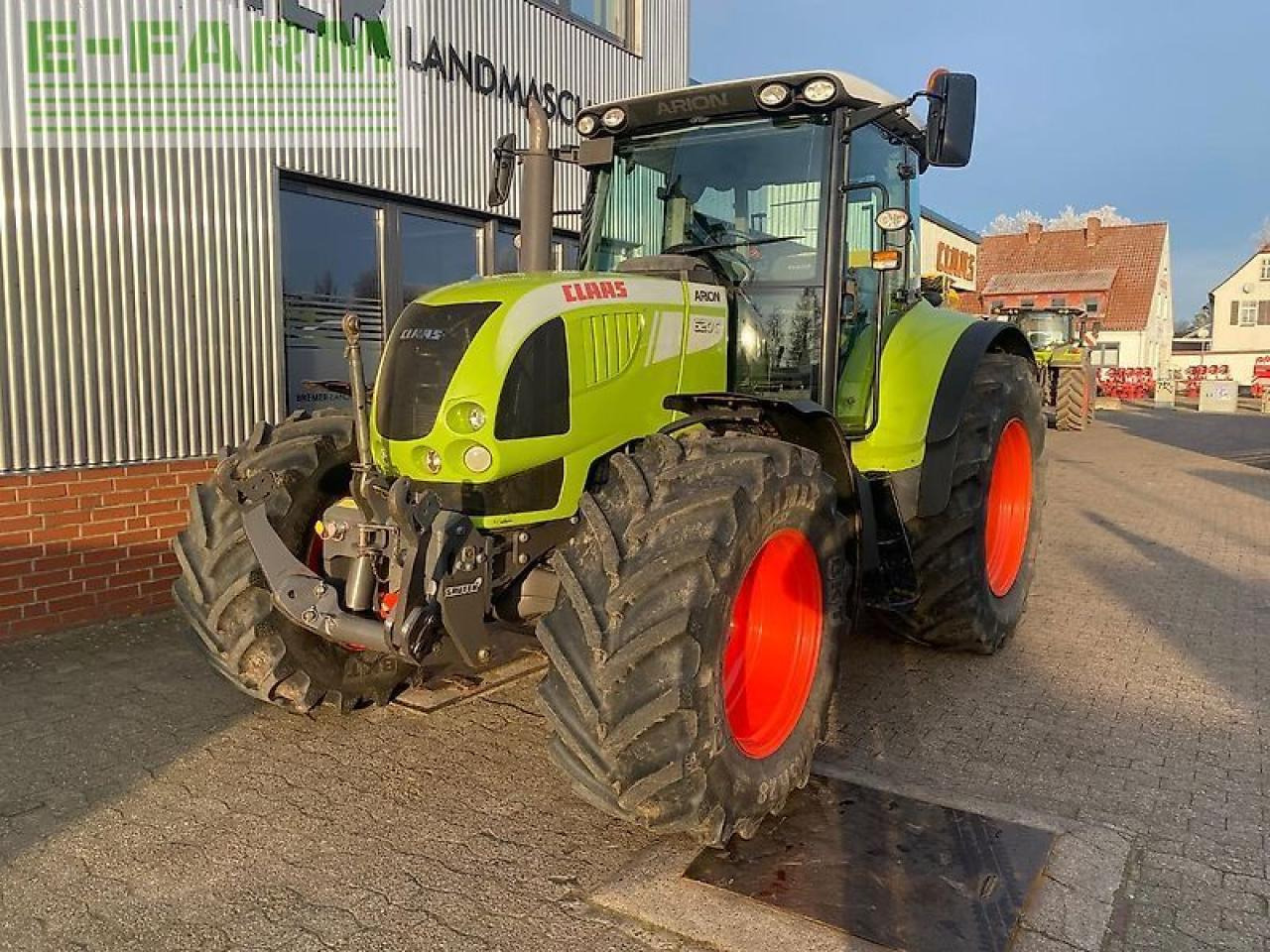 CLAAS arion 620 c C - Traktor: obrázok 2 CLAAS arion 620 c C - Traktor: obrázok 2