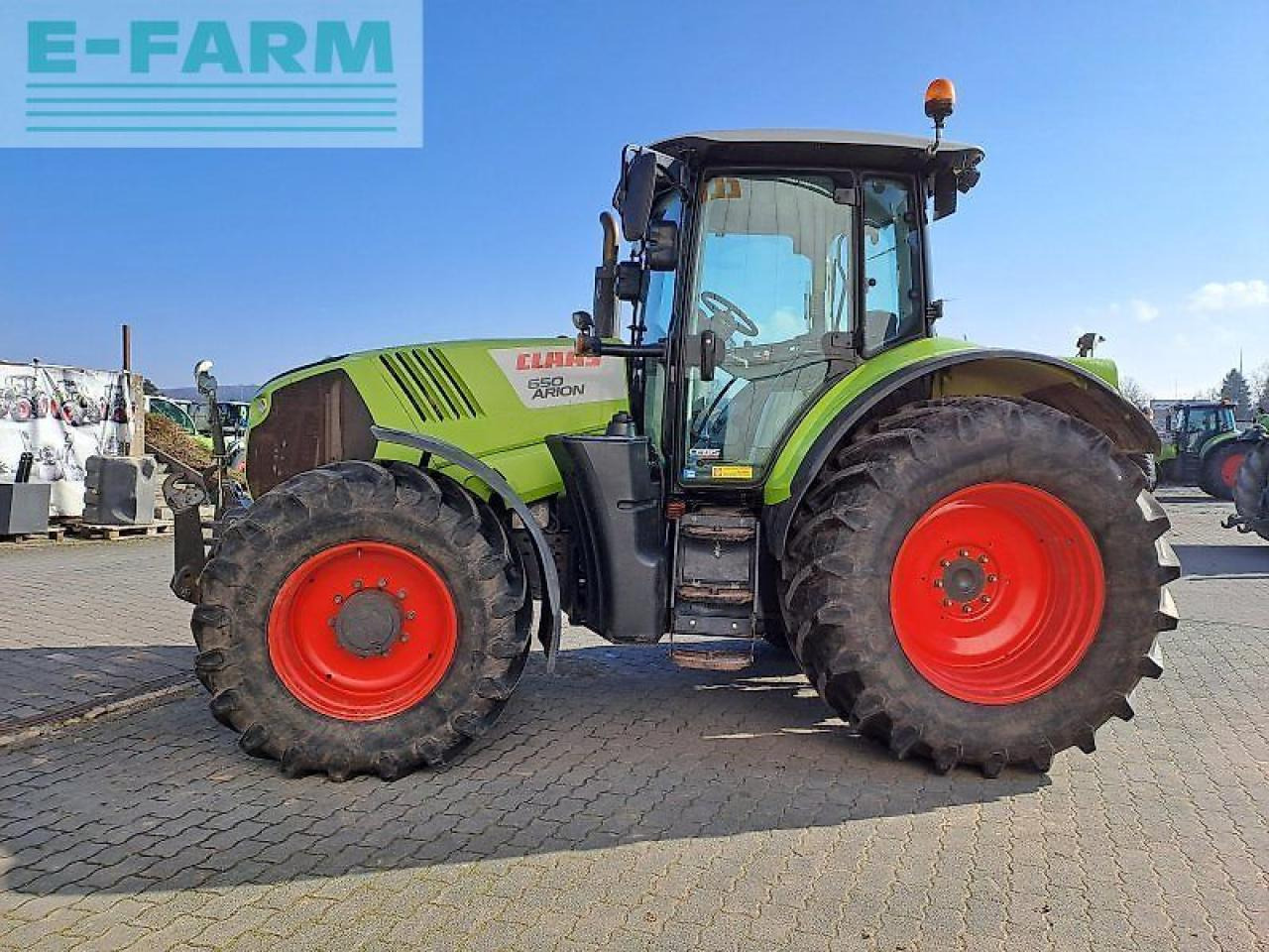 CLAAS arion 650 t4i - Traktor: obrázok 1 CLAAS arion 650 t4i - Traktor: obrázok 1