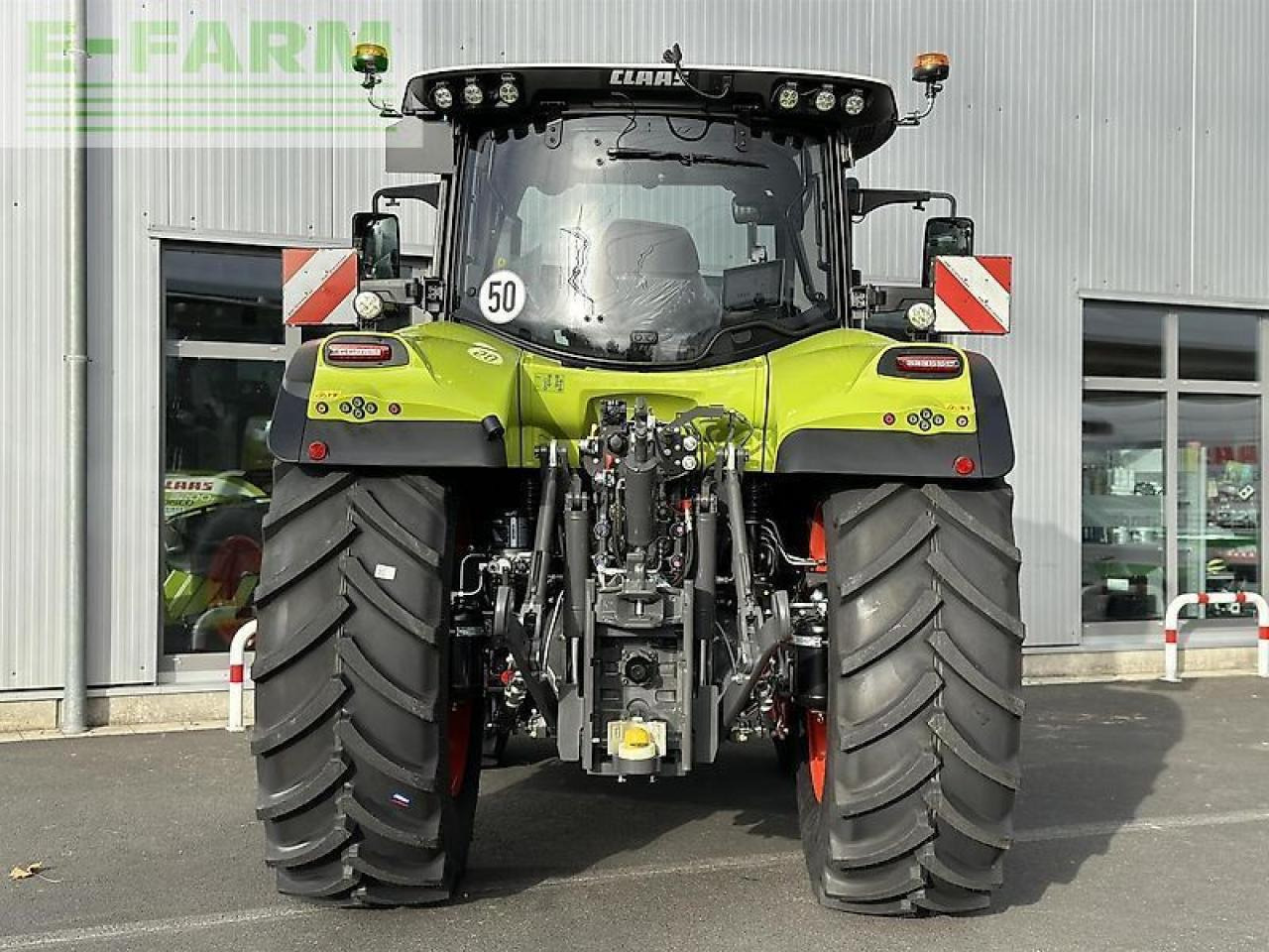 CLAAS arion 660 cebis cmatic CMATIC CEBIS - Traktor: obrázok 3 CLAAS arion 660 cebis cmatic CMATIC CEBIS - Traktor: obrázok 3