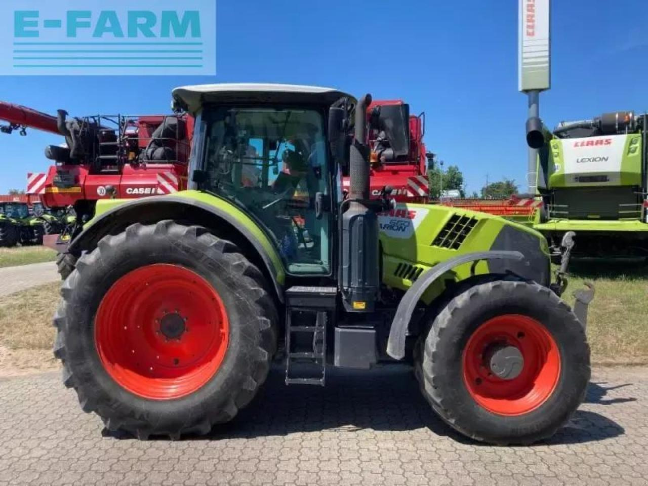 CLAAS arion 660 cmatic cebis CMATIC CEBIS - Traktor: obrázok 4 CLAAS arion 660 cmatic cebis CMATIC CEBIS - Traktor: obrázok 4