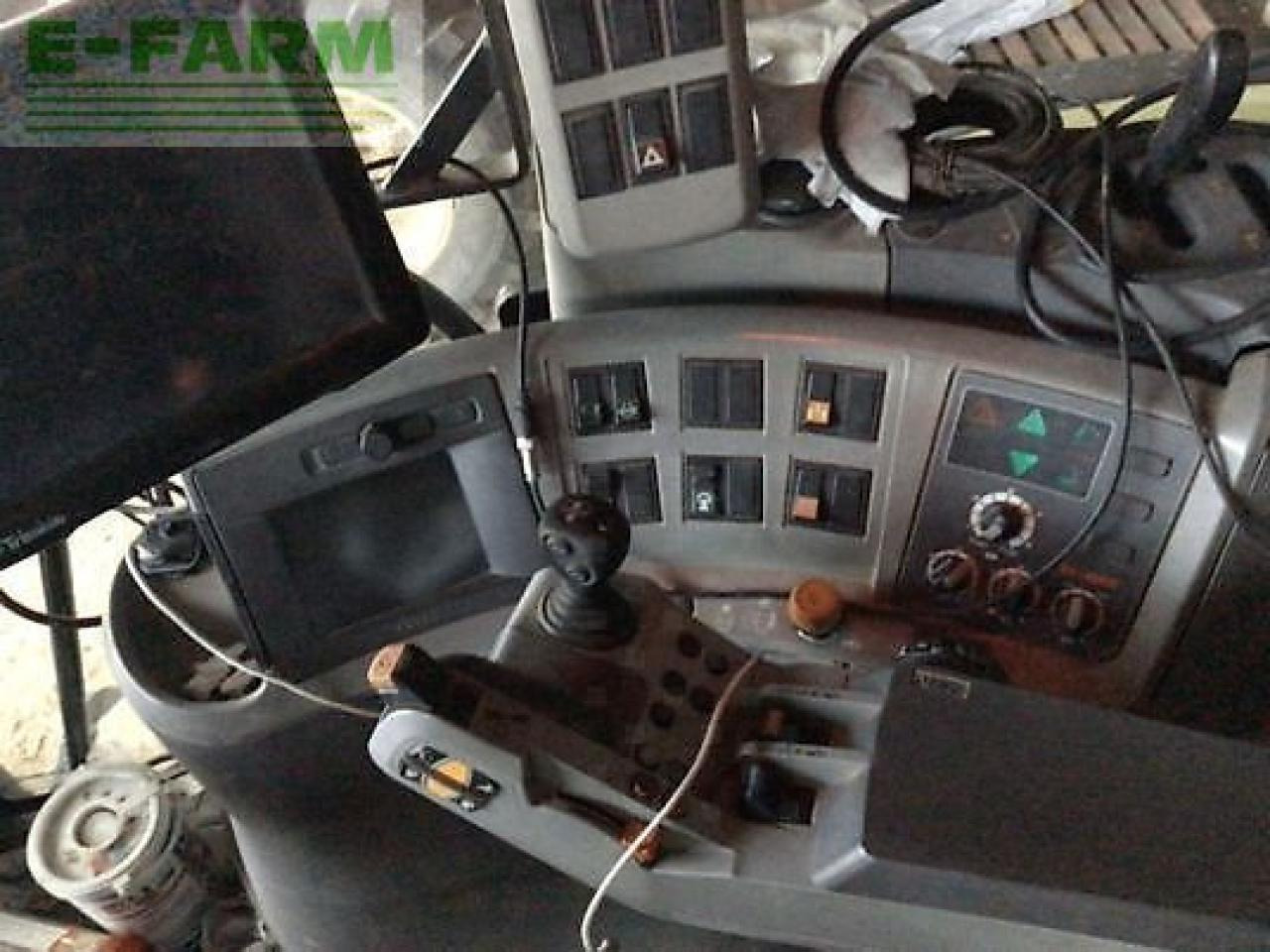 Traktor CLAAS axion 810 cmatic CMATIC: obrázok 6 Traktor CLAAS axion 810 cmatic CMATIC: obrázok 6