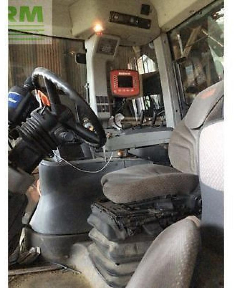 CLAAS axion 810 cmatic CMATIC - Traktor: obrázok 4 CLAAS axion 810 cmatic CMATIC - Traktor: obrázok 4