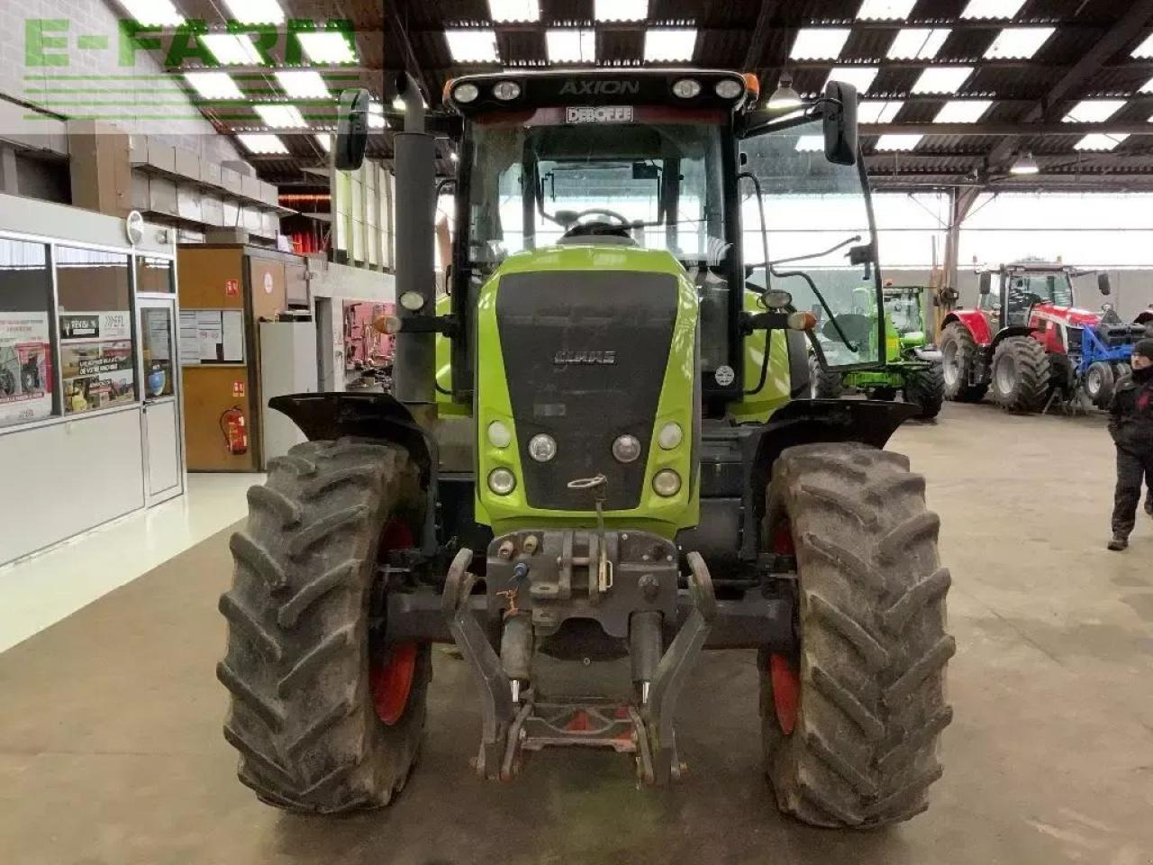 CLAAS axion 820 - Traktor: obrázok 3 CLAAS axion 820 - Traktor: obrázok 3