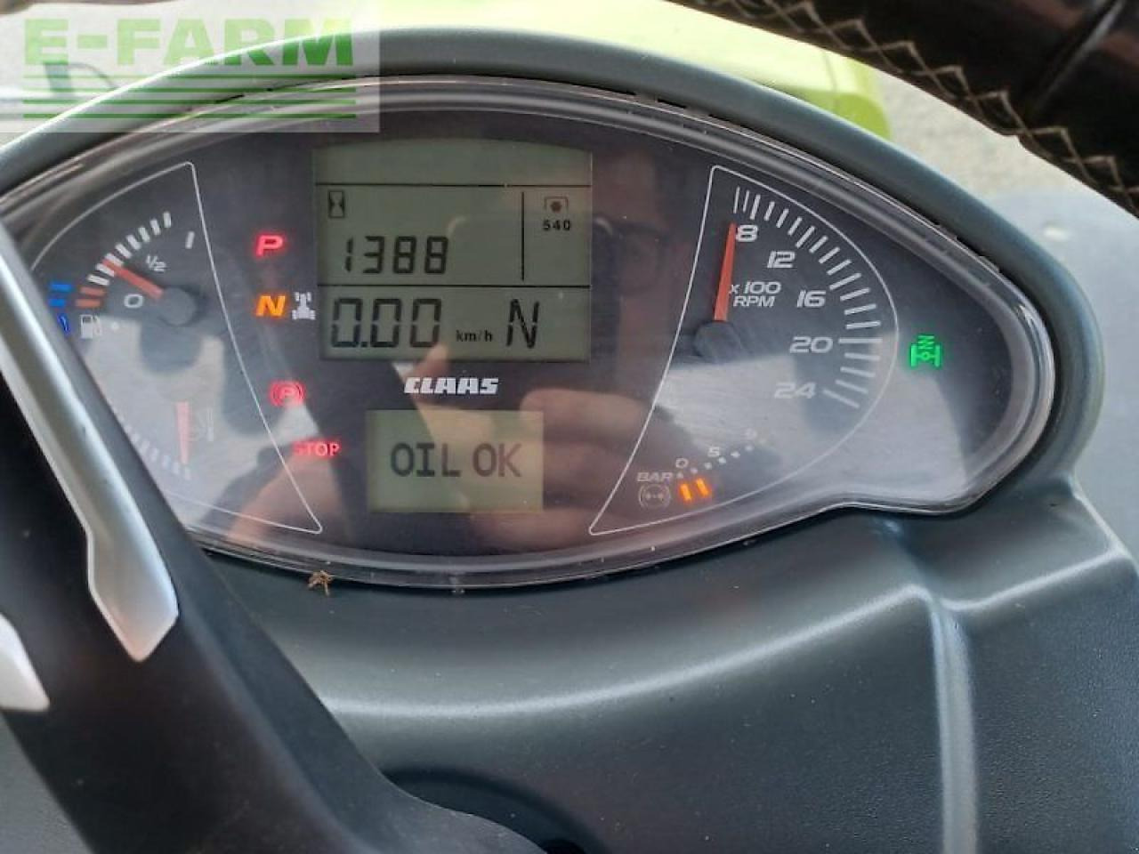 Traktor CLAAS axion 870 cmatic CMATIC: obrázok 8