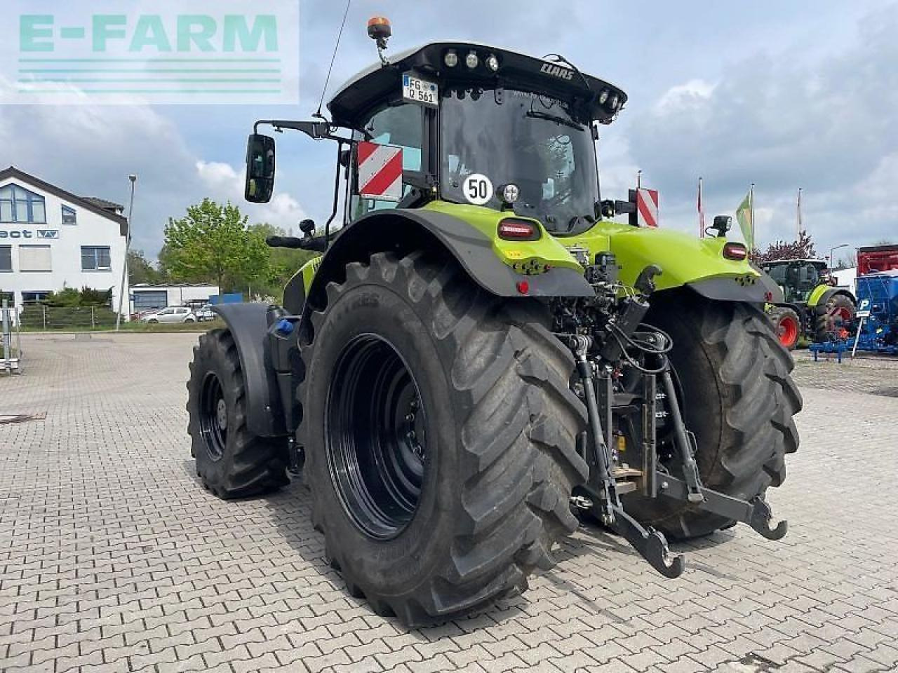 CLAAS axion 870 cmatic - stage v CMATIC - Traktor: obrázok 5 CLAAS axion 870 cmatic - stage v CMATIC - Traktor: obrázok 5