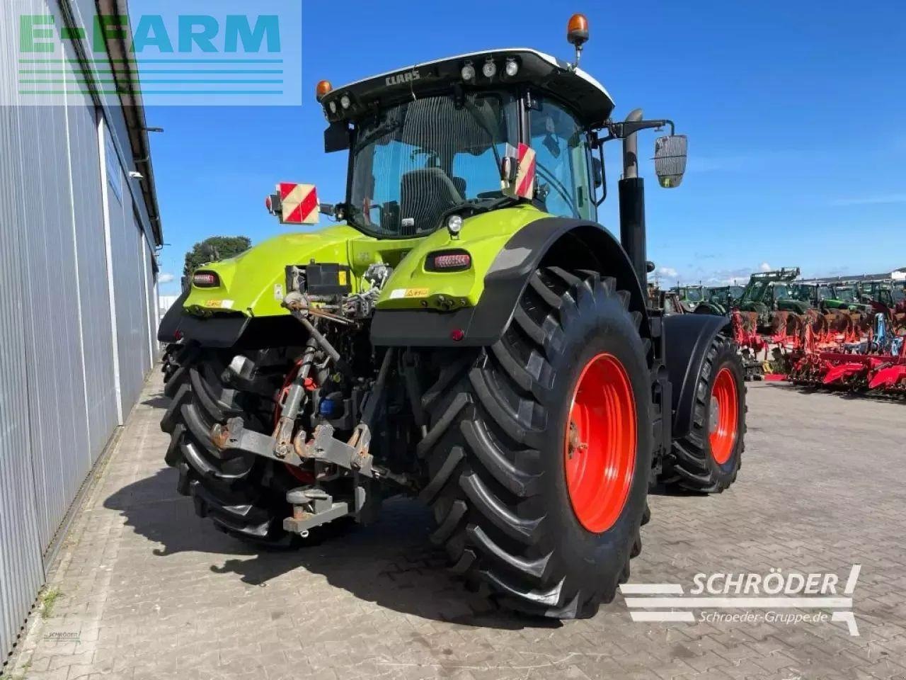 CLAAS axion 920 cmatic - Traktor: obrázok 3 CLAAS axion 920 cmatic - Traktor: obrázok 3