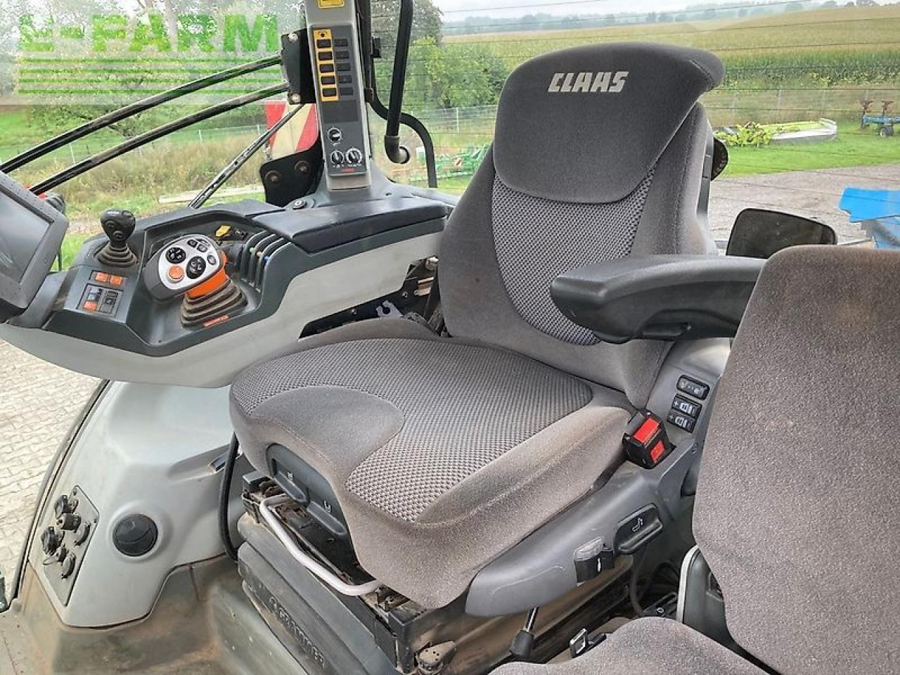 CLAAS axion 950 - Traktor: obrázok 2 CLAAS axion 950 - Traktor: obrázok 2