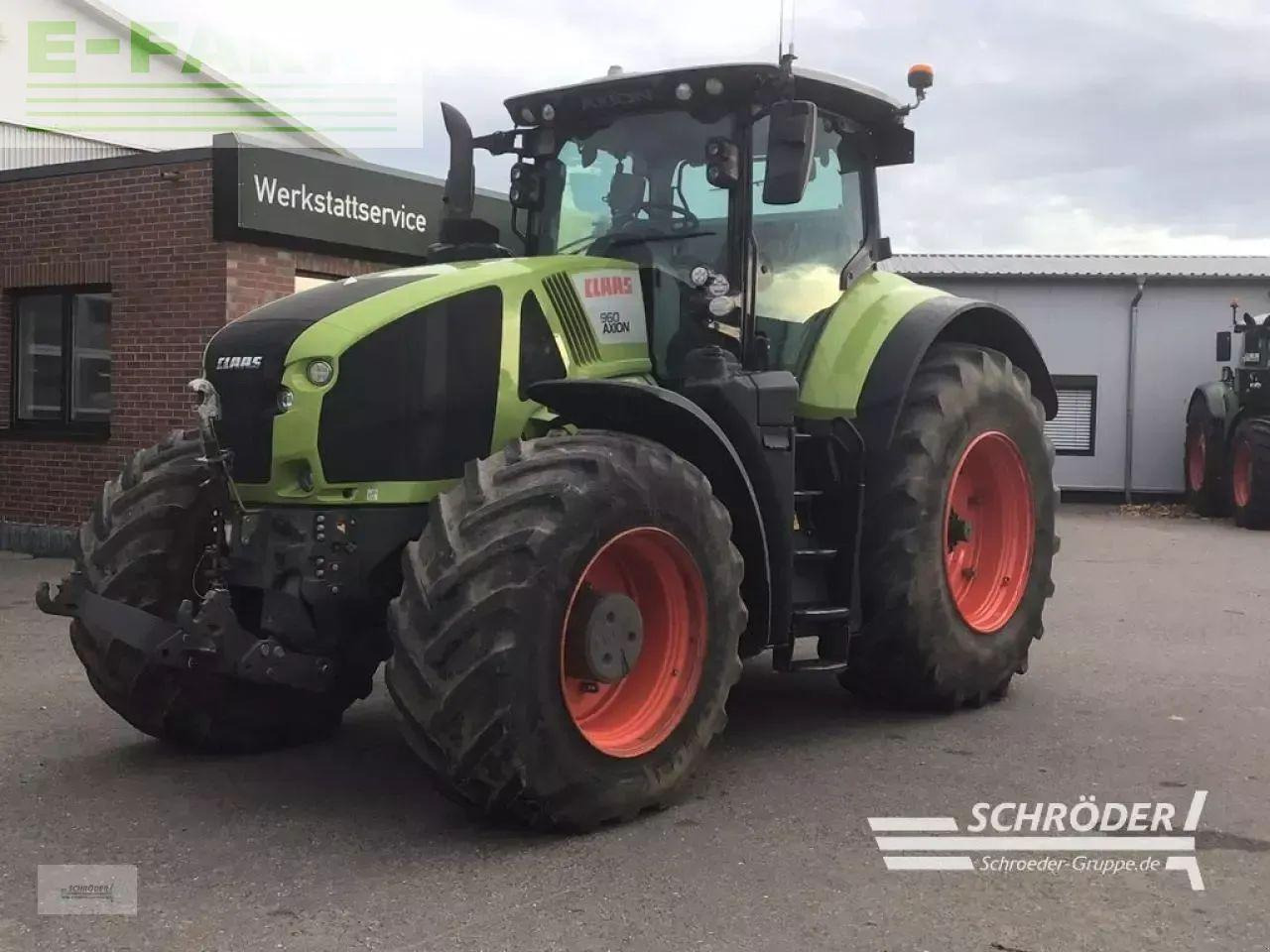 CLAAS axion 960 cmatic | rtk + s10 terminal - Traktor: obrázok 2 CLAAS axion 960 cmatic | rtk + s10 terminal - Traktor: obrázok 2