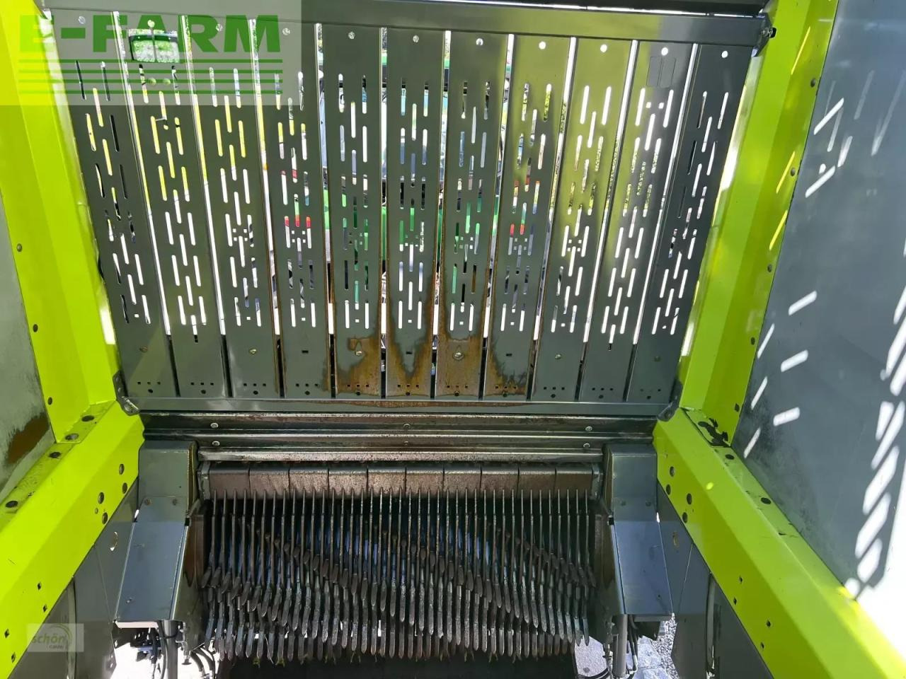 Zberací voz CLAAS cargos 8400 im topzustand - mit nur 1.707 fuhren !!: obrázok 27