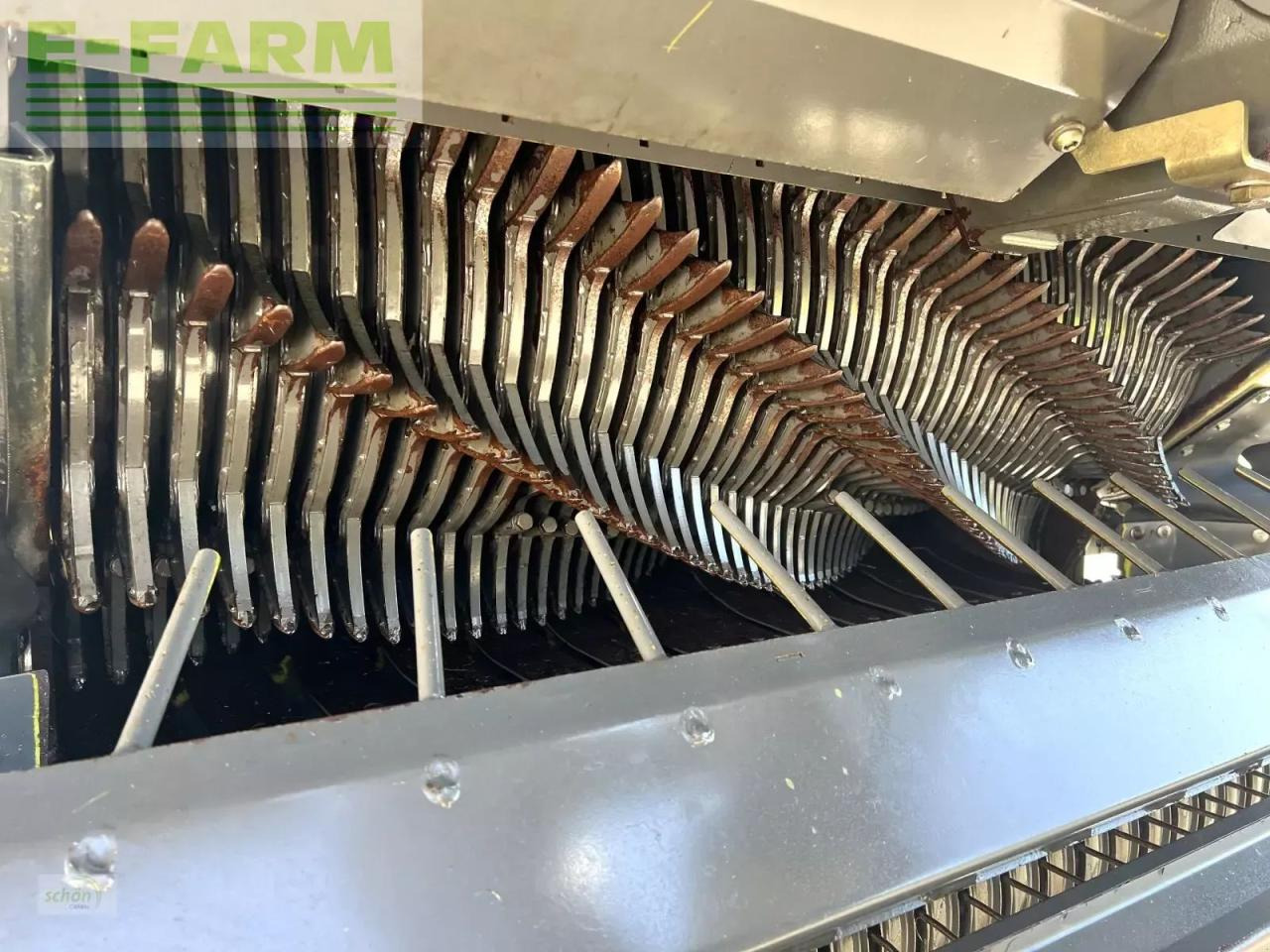 Zberací voz CLAAS cargos 8400 im topzustand - mit nur 1.707 fuhren !!: obrázok 13