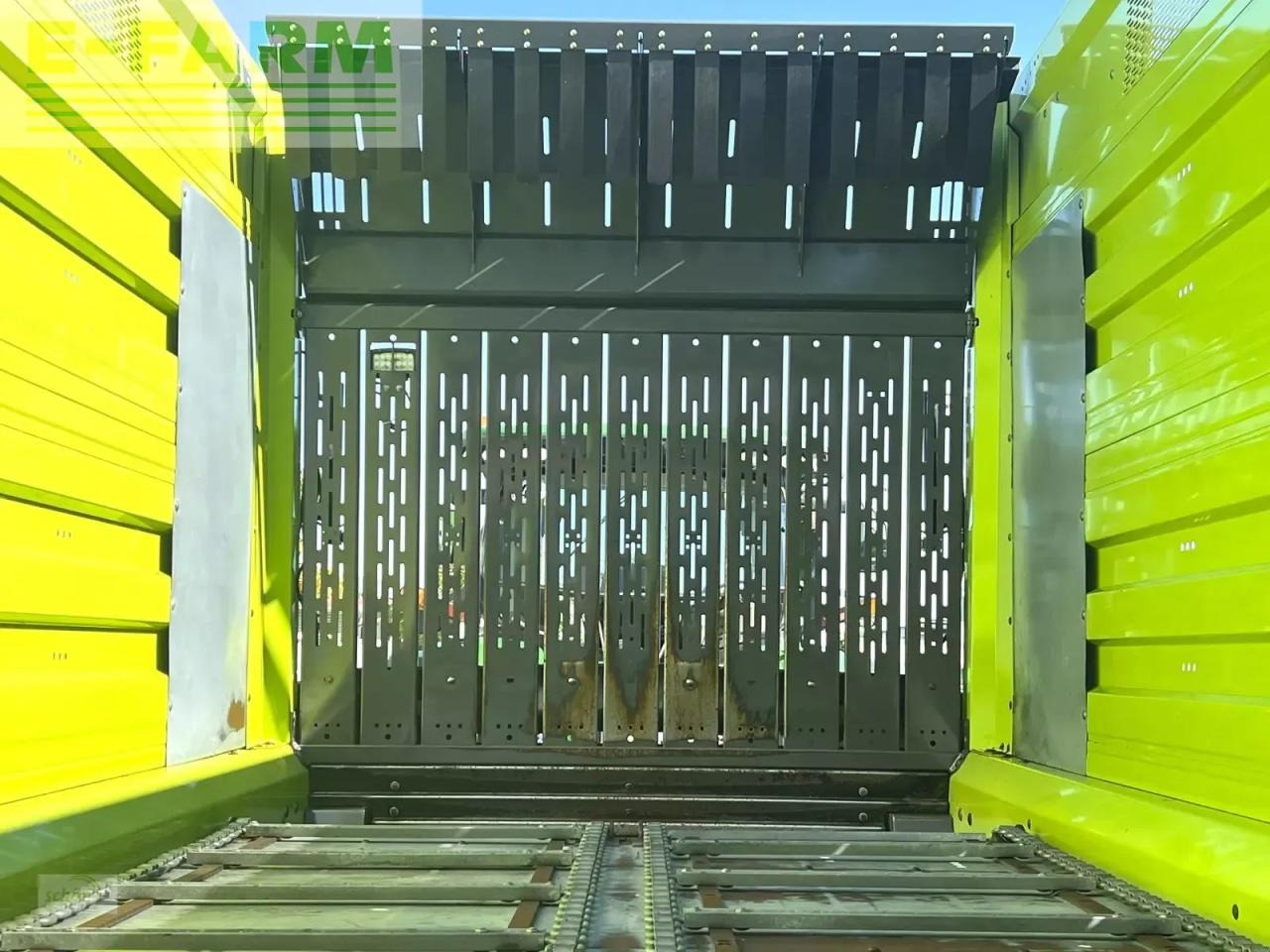 Zberací voz CLAAS cargos 8400 im topzustand - mit nur 1.707 fuhren !!: obrázok 7