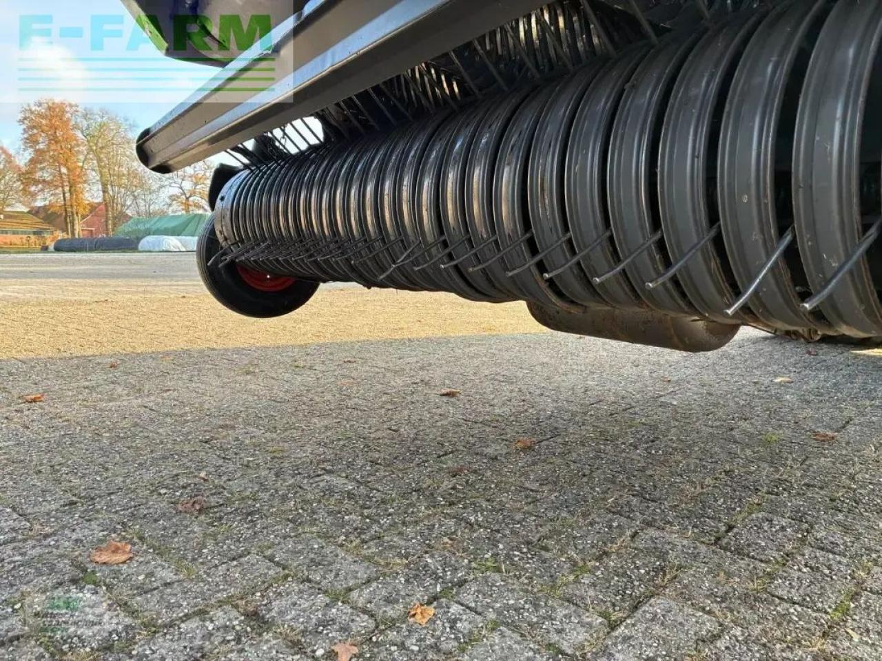 Poľnohospodársky sklápěcí príves CLAAS cargos 8500 tridem: obrázok 16