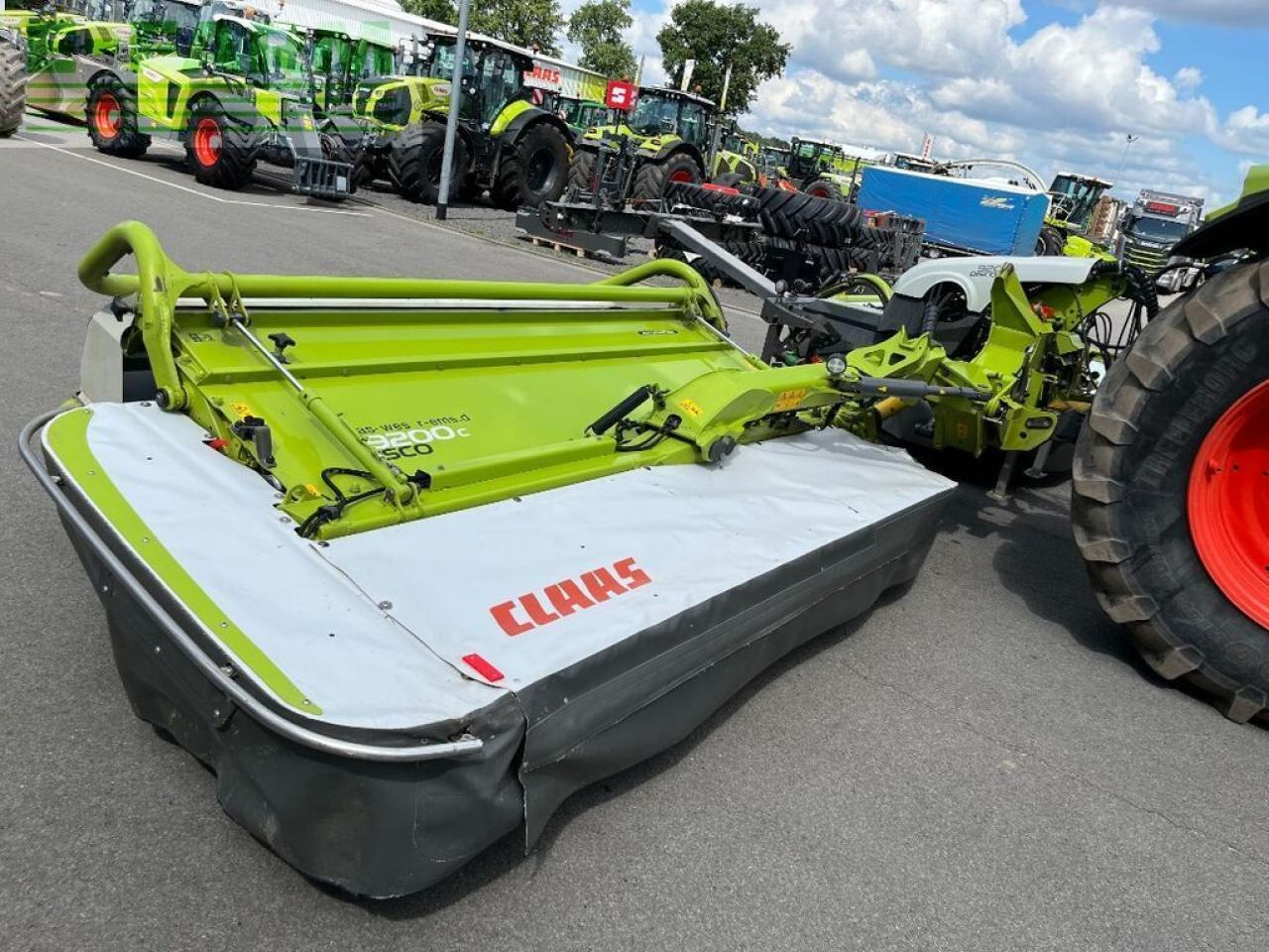 CLAAS disco 9200 c as autoswather + disco 3200 fc prof - Kosačka: obrázok 4 CLAAS disco 9200 c as autoswather + disco 3200 fc prof - Kosačka: obrázok 4