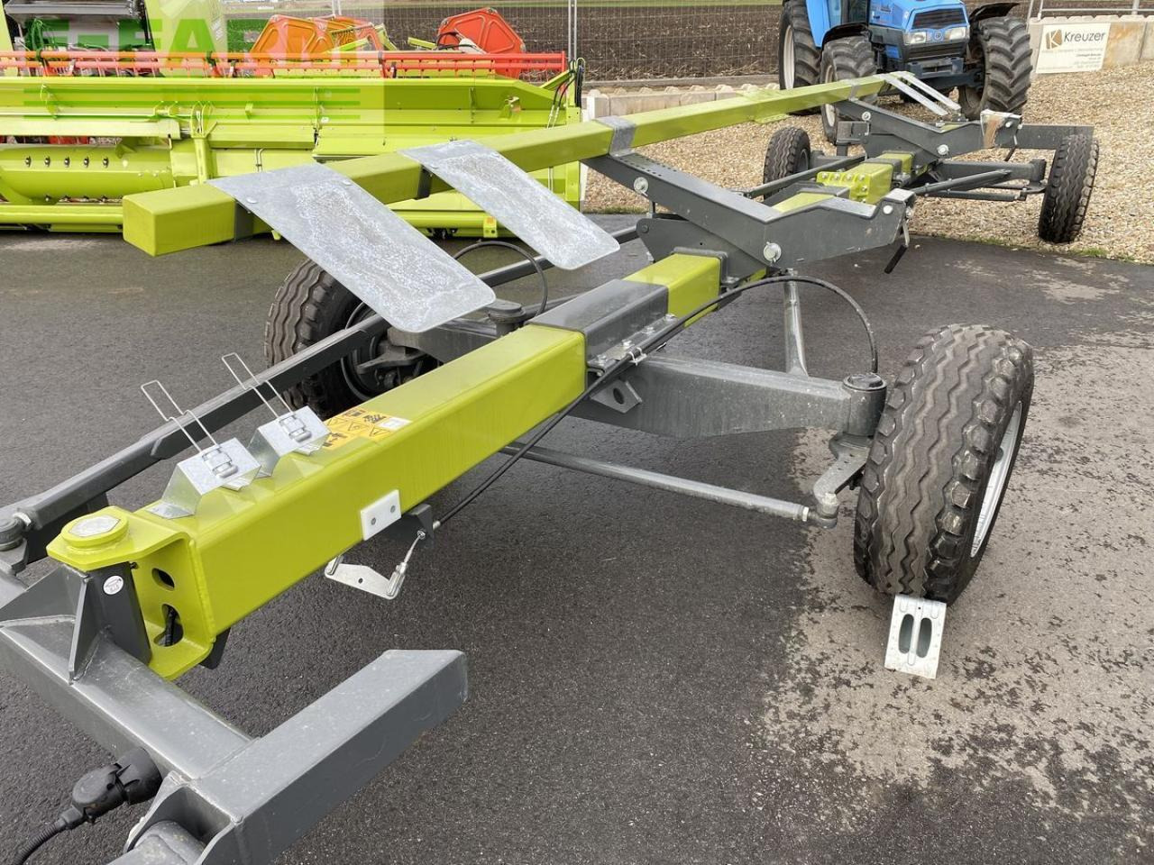CLAAS getreideschneidwerk v 770 - Adaptér na obilie: obrázok 3 CLAAS getreideschneidwerk v 770 - Adaptér na obilie: obrázok 3