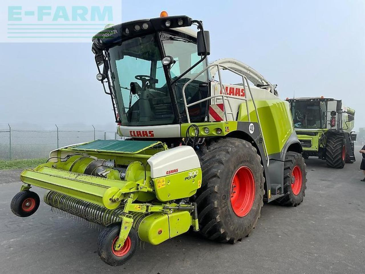 CLAAS jaguar 950 497 allrad mit pick-up - Samohybná rezačka: obrázok 2 CLAAS jaguar 950 497 allrad mit pick-up - Samohybná rezačka: obrázok 2