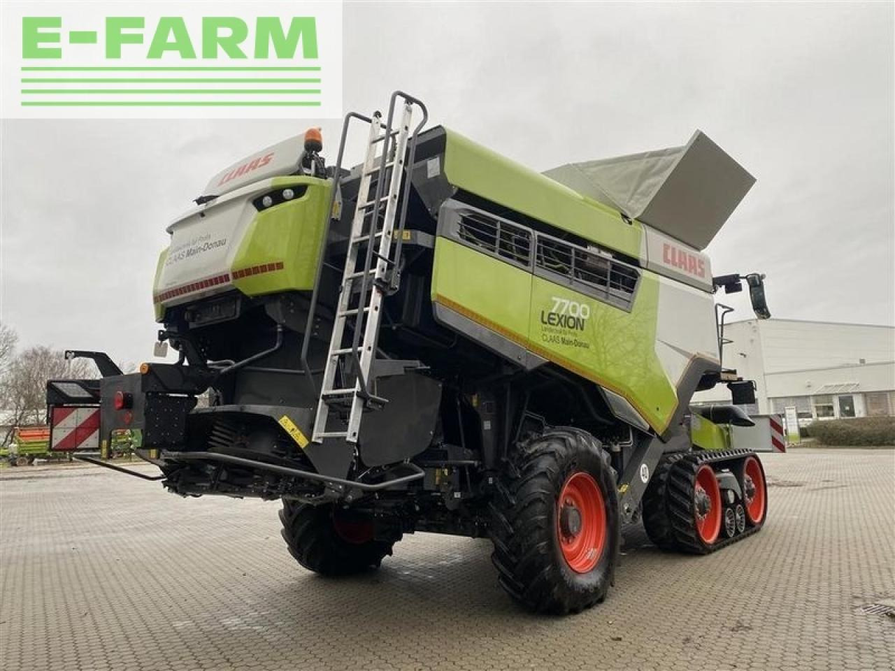 CLAAS lexion 7700 tt m. finanzierung - Obilný kombajn: obrázok 4 CLAAS lexion 7700 tt m. finanzierung - Obilný kombajn: obrázok 4