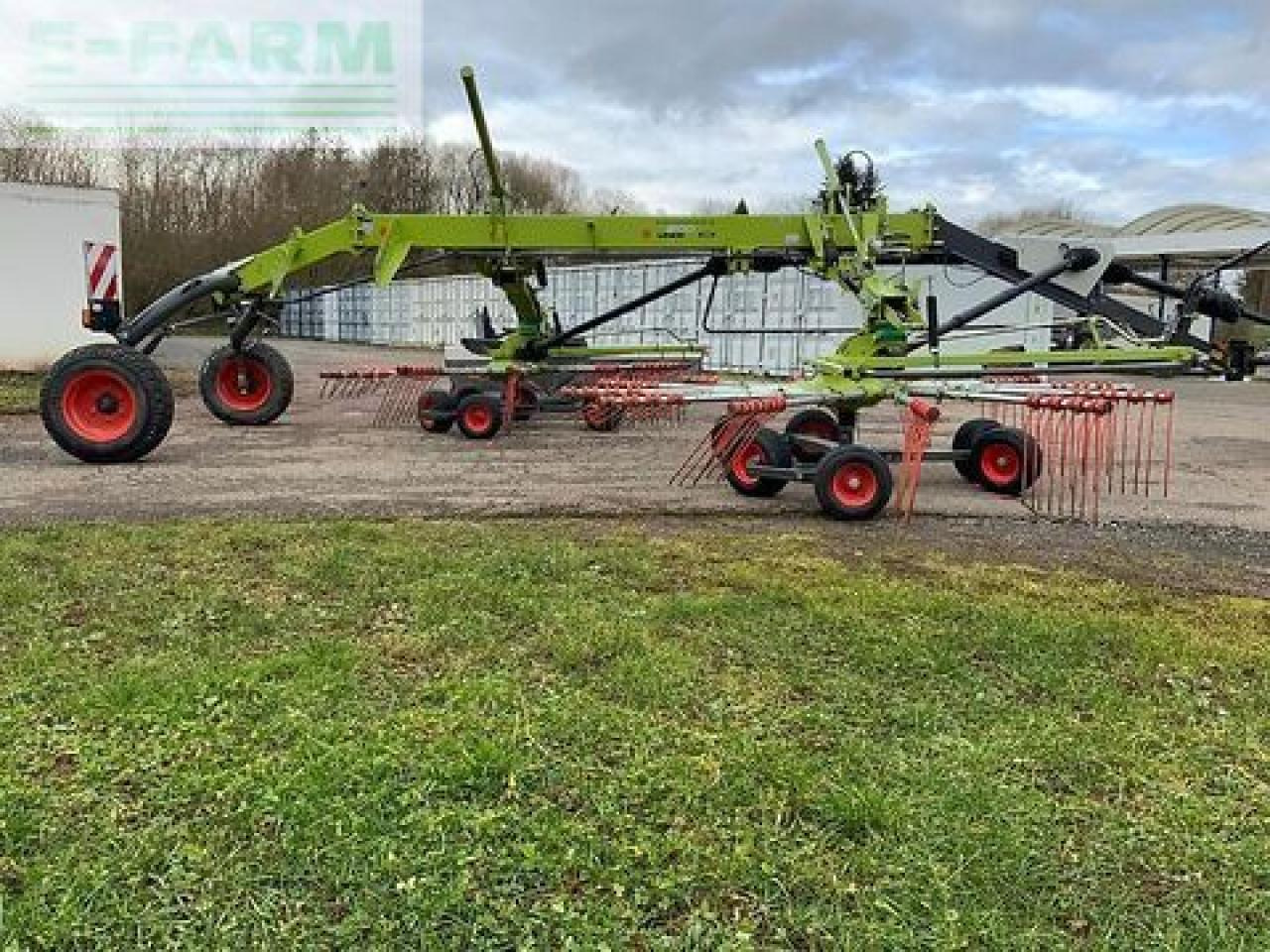 CLAAS liner 1800 - Obracač sena: obrázok 5 CLAAS liner 1800 - Obracač sena: obrázok 5