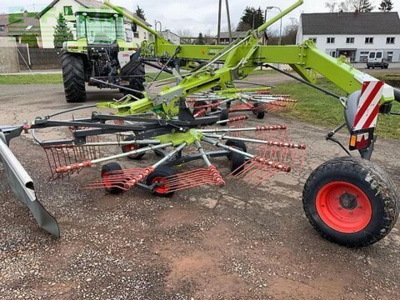 CLAAS liner 1800 - Obracač sena: obrázok 4 CLAAS liner 1800 - Obracač sena: obrázok 4