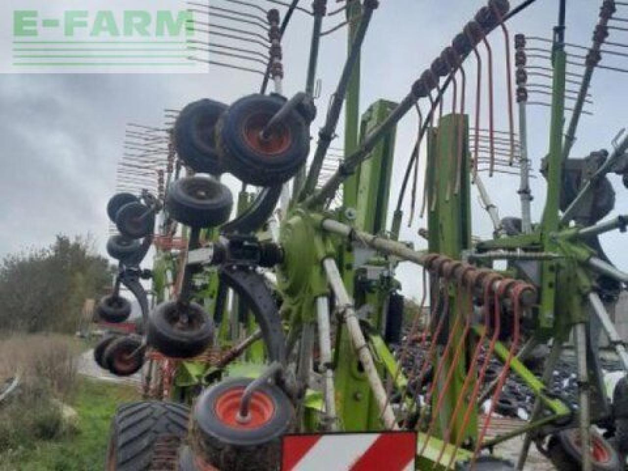 CLAAS liner 4800 business hhv - Obracač sena: obrázok 2 CLAAS liner 4800 business hhv - Obracač sena: obrázok 2