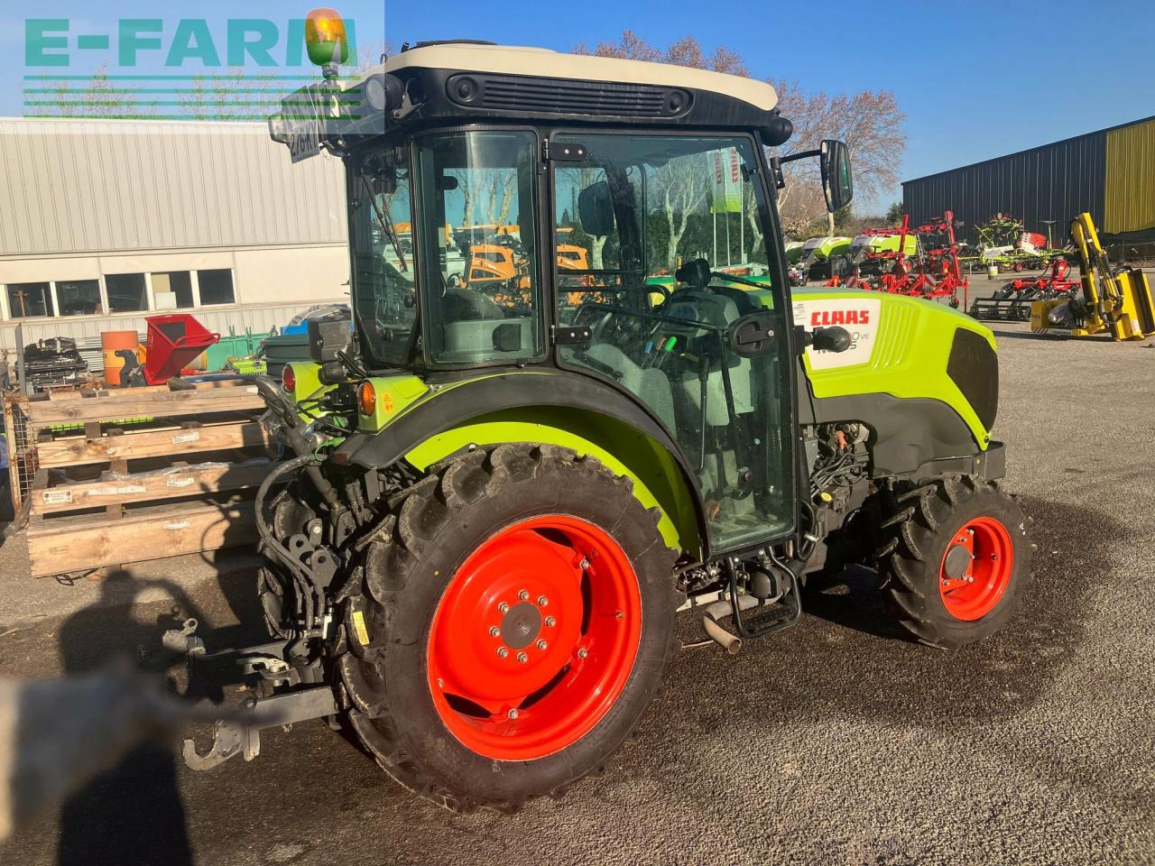 CLAAS nexos 220 ve cabine 4rm - Traktor: obrázok 2 CLAAS nexos 220 ve cabine 4rm - Traktor: obrázok 2