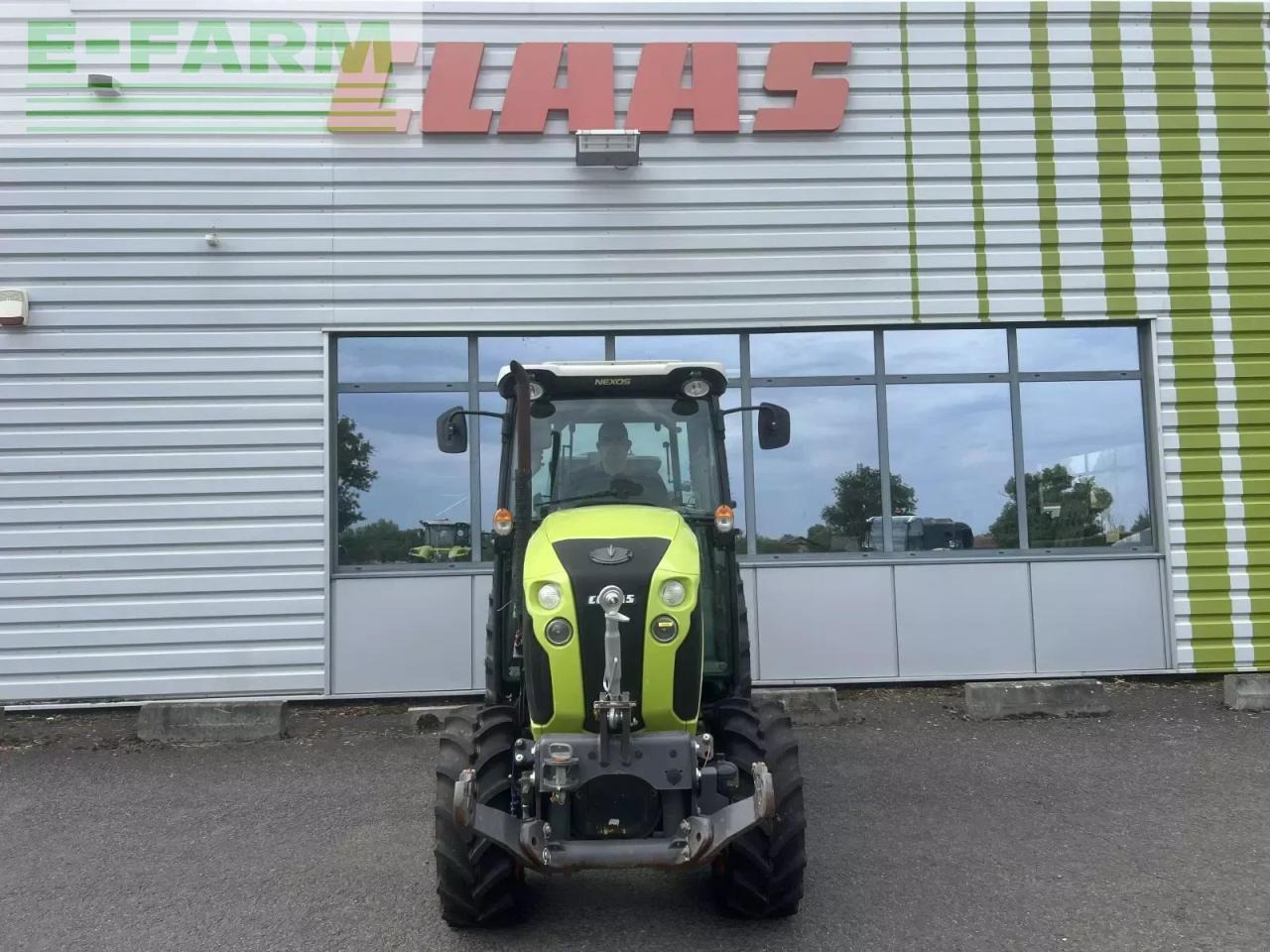 CLAAS nexos 230 vl VL - Traktor: obrázok 2 CLAAS nexos 230 vl VL - Traktor: obrázok 2