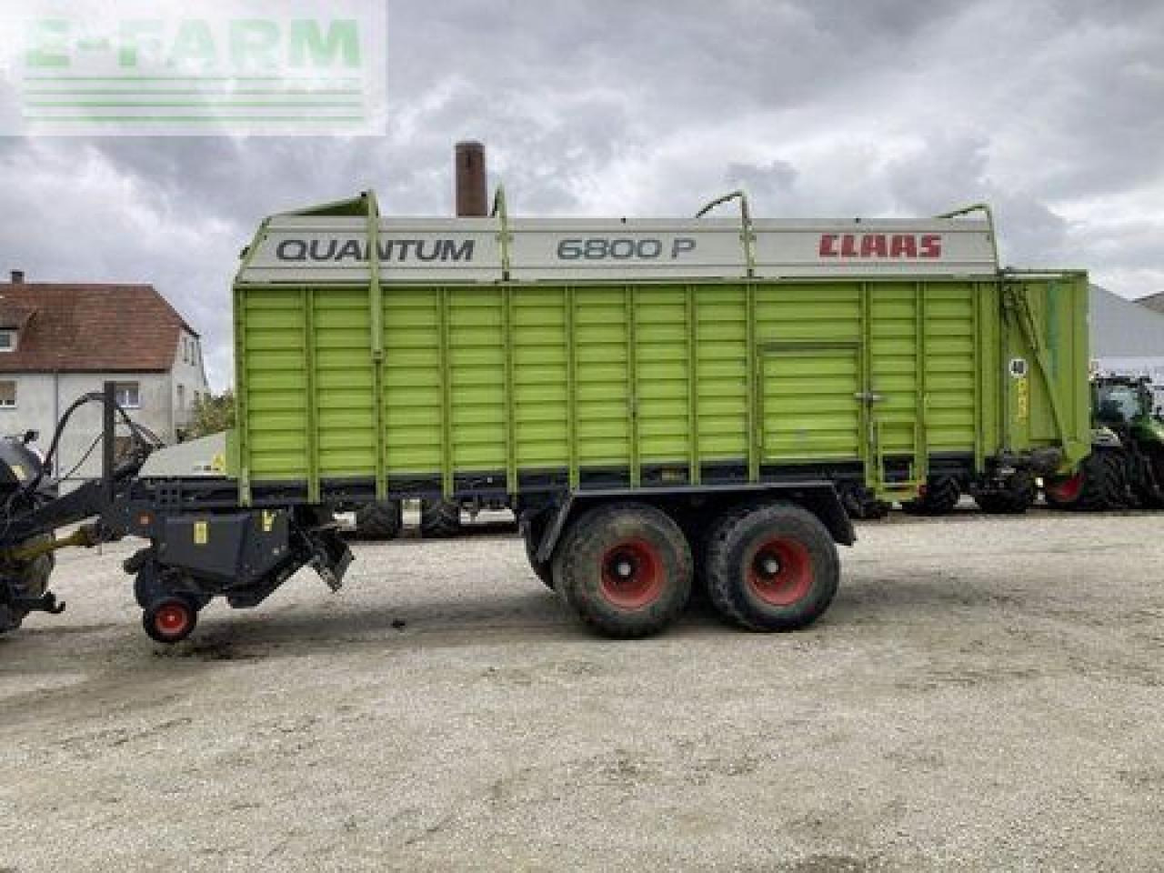 CLAAS quantum 6800 p - Poľnohospodársky sklápěcí príves: obrázok 2 CLAAS quantum 6800 p - Poľnohospodársky sklápěcí príves: obrázok 2