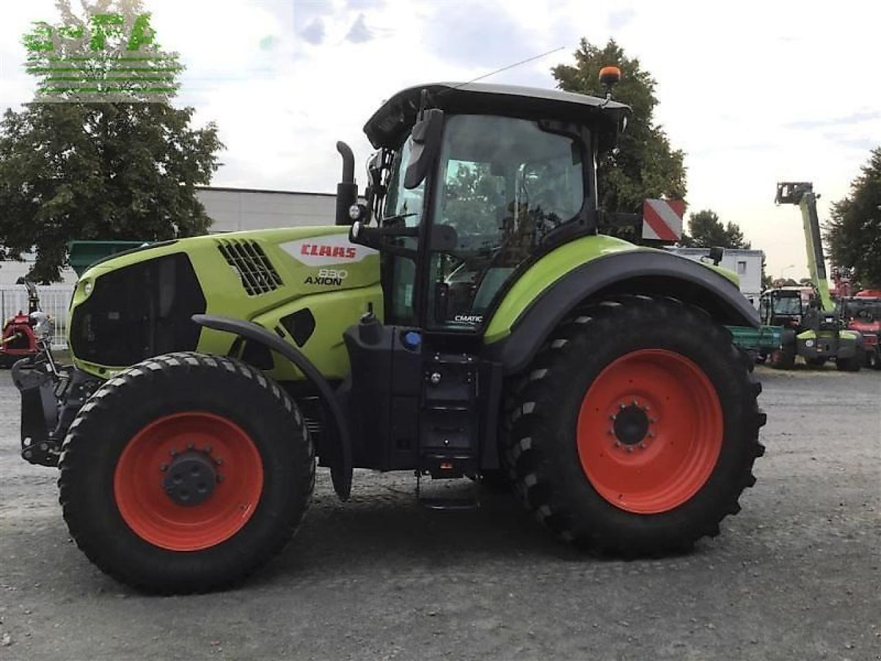 CLAAS traktor axion 830 cm - Traktor: obrázok 1 CLAAS traktor axion 830 cm - Traktor: obrázok 1