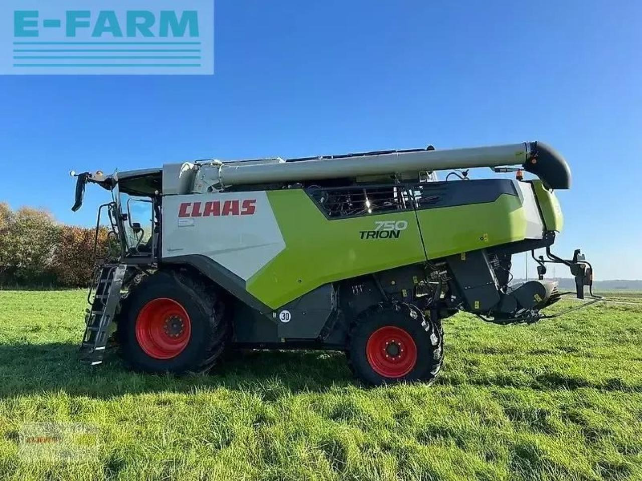 CLAAS trion 750 - Obilný kombajn: obrázok 2 CLAAS trion 750 - Obilný kombajn: obrázok 2