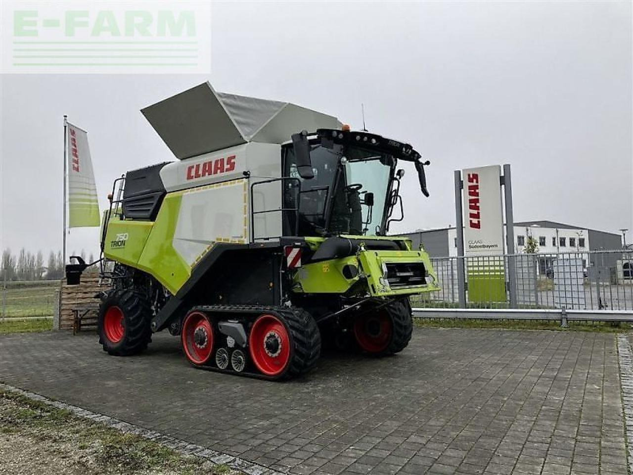 CLAAS trion 750 terra trac tt - Obilný kombajn: obrázok 1 CLAAS trion 750 terra trac tt - Obilný kombajn: obrázok 1