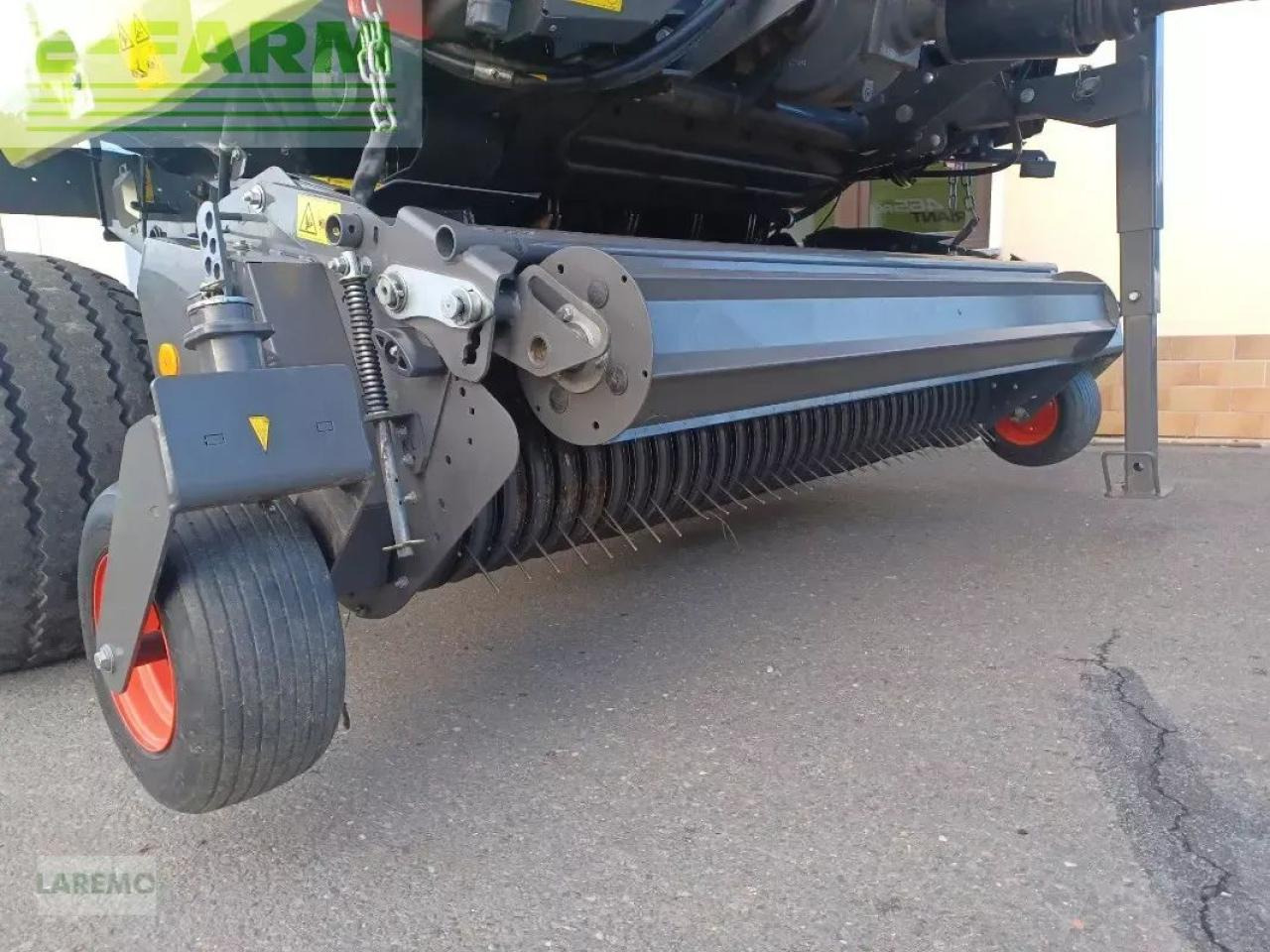 CLAAS variant 465 rc - Lis na hranaté balíky: obrázok 5 CLAAS variant 465 rc - Lis na hranaté balíky: obrázok 5