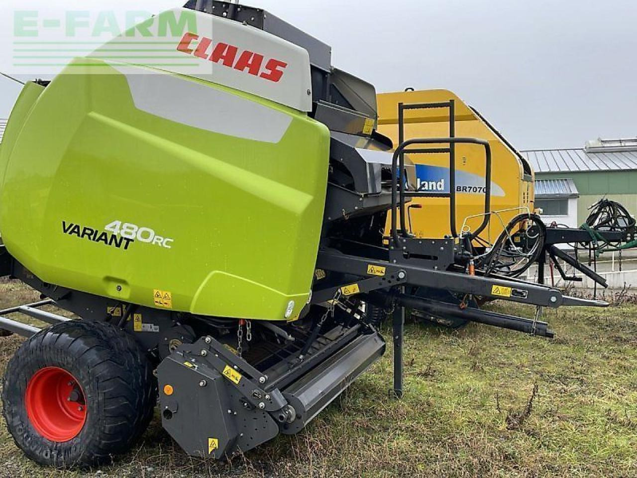 CLAAS variant 480 rc pro - Lis na hranaté balíky: obrázok 1 CLAAS variant 480 rc pro - Lis na hranaté balíky: obrázok 1