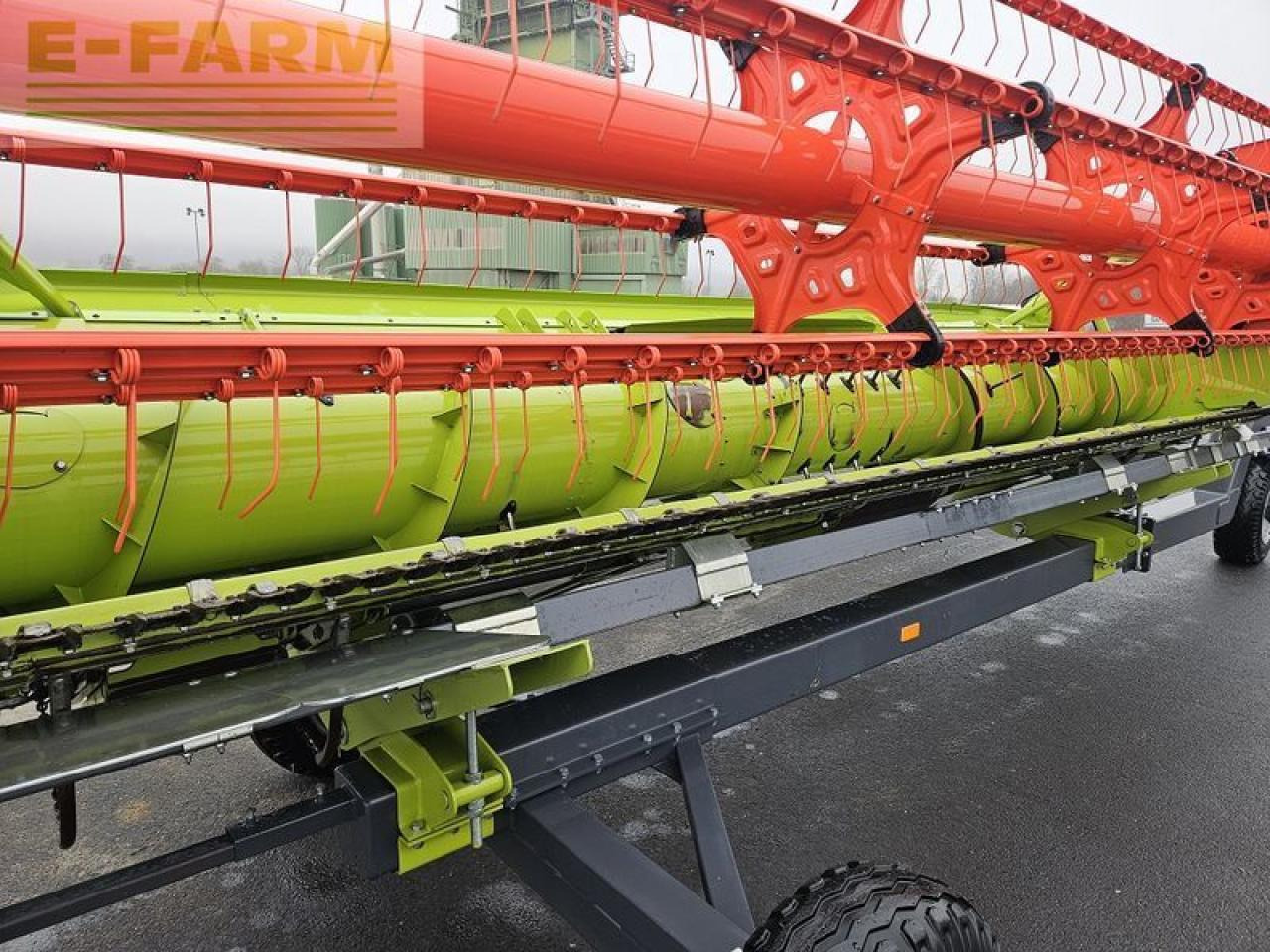 CLAAS vario 560 + rapstrenner + transportwagen - Adaptér na obilie: obrázok 5 CLAAS vario 560 + rapstrenner + transportwagen - Adaptér na obilie: obrázok 5