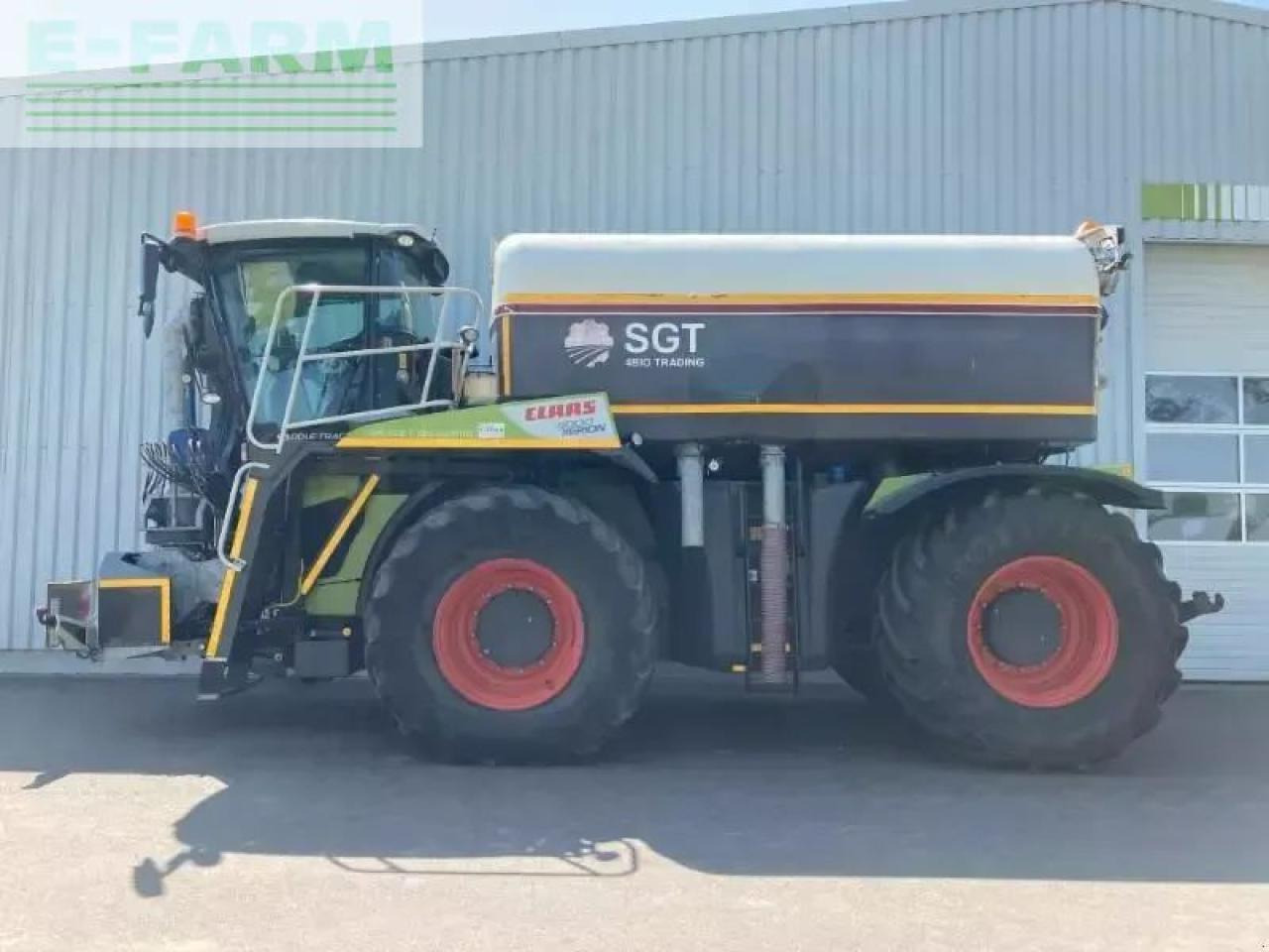 CLAAS xerion 4000 saddle trac SADDLE TRAC - Traktor: obrázok 4 CLAAS xerion 4000 saddle trac SADDLE TRAC - Traktor: obrázok 4