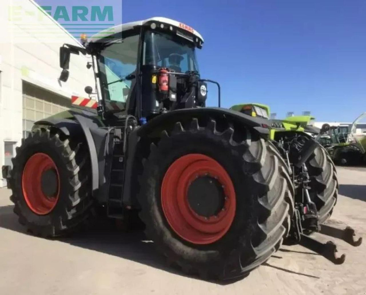 CLAAS xerion 4200 trac vc TRAC VC - Traktor: obrázok 4 CLAAS xerion 4200 trac vc TRAC VC - Traktor: obrázok 4