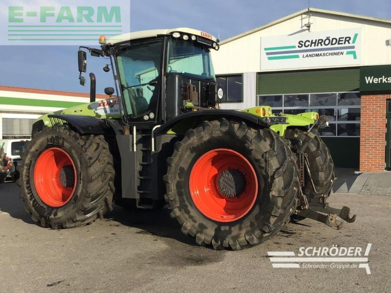 CLAAS xerion 4500 - Traktor: obrázok 3 CLAAS xerion 4500 - Traktor: obrázok 3