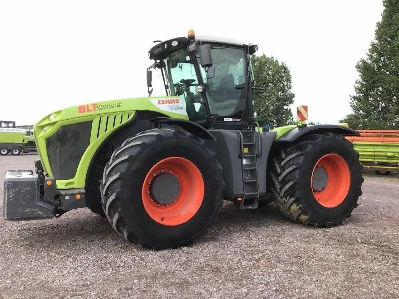 CLAAS xerion 5000 trac TRAC - Traktor: obrázok 1 CLAAS xerion 5000 trac TRAC - Traktor: obrázok 1