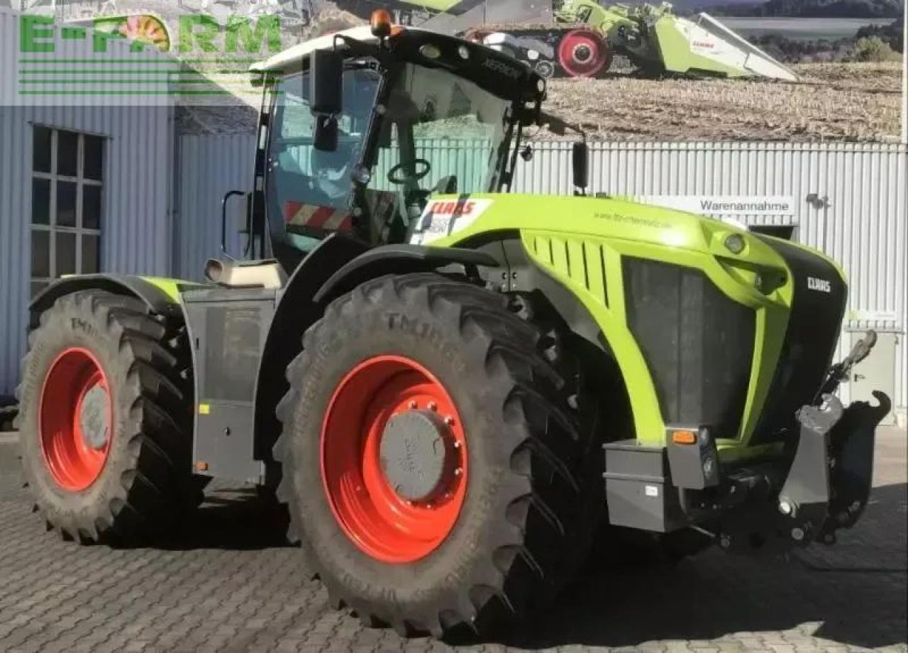 CLAAS xerion 5000 trac vc TRAC VC - Traktor: obrázok 2 CLAAS xerion 5000 trac vc TRAC VC - Traktor: obrázok 2
