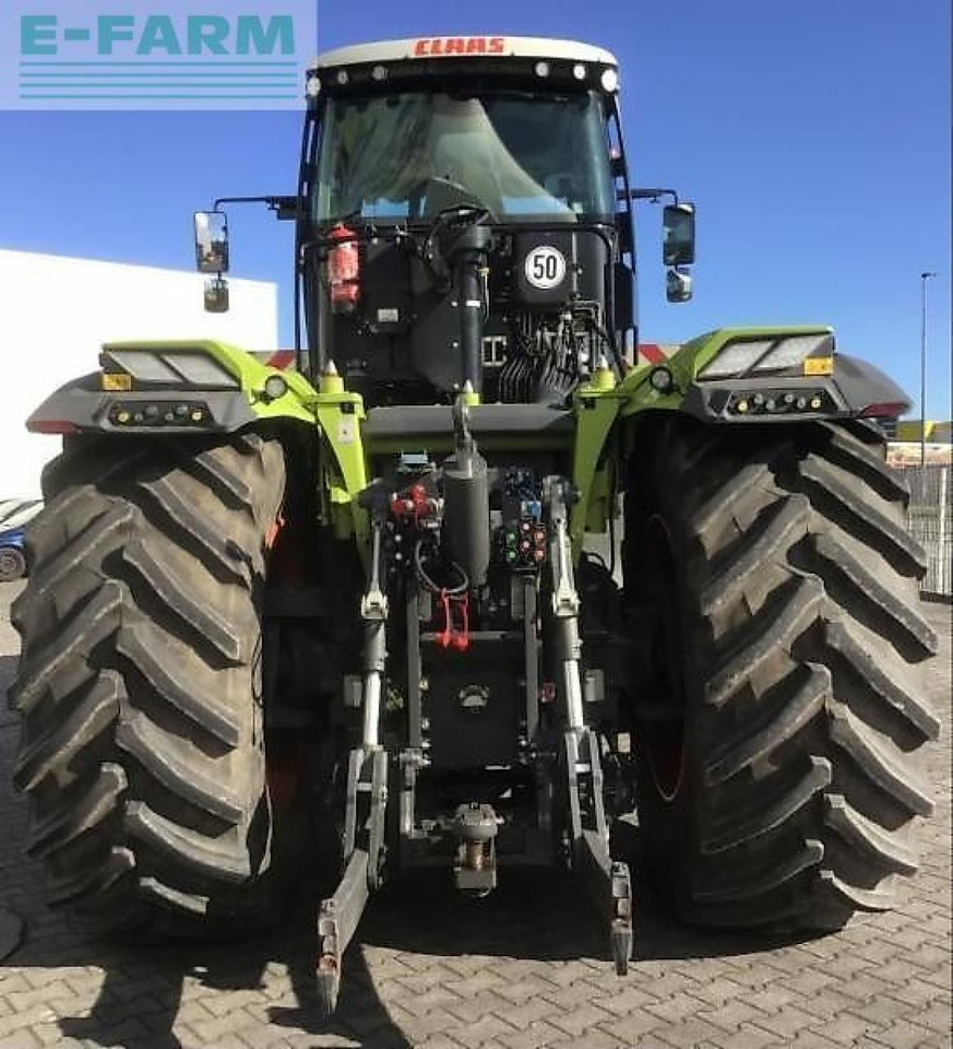 CLAAS xerion 5000 vc - Traktor: obrázok 5 CLAAS xerion 5000 vc - Traktor: obrázok 5