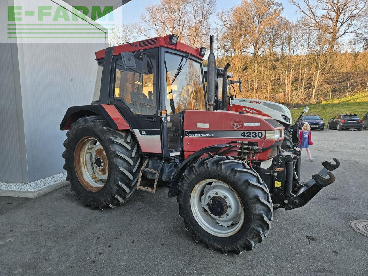 Case-IH 4230 xl a - Traktor: obrázok 1 Case-IH 4230 xl a - Traktor: obrázok 1