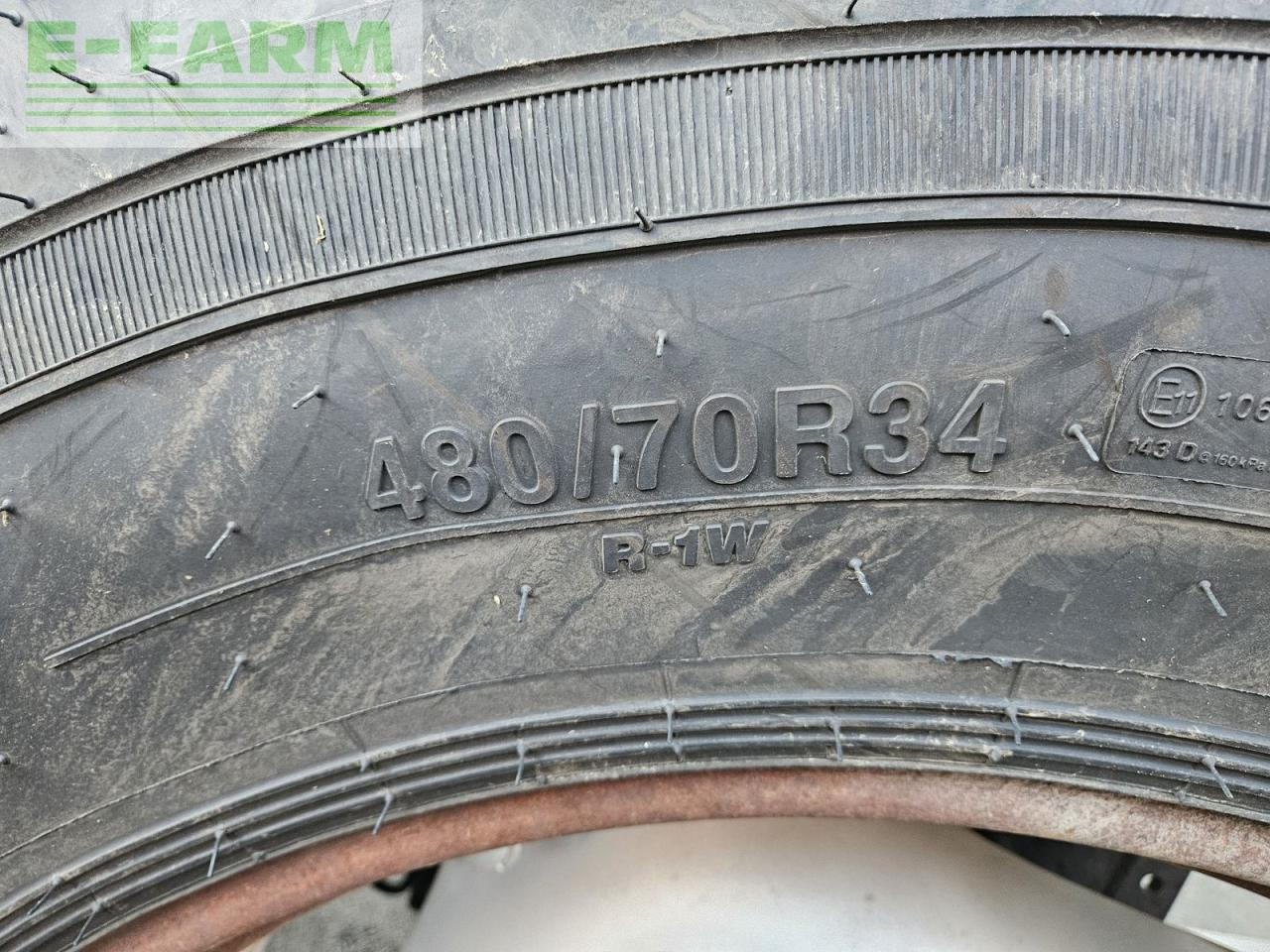 Case-IH 4230 xl a - Traktor: obrázok 4 Case-IH 4230 xl a - Traktor: obrázok 4