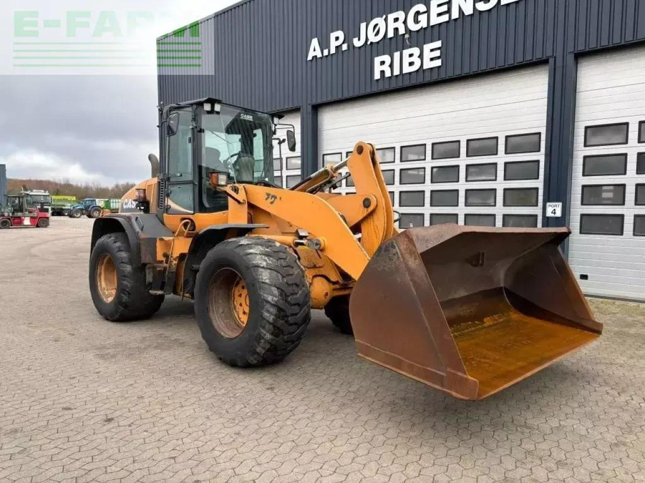 Case-IH 721 e - Mini rýpadlo: obrázok 2 Case-IH 721 e - Mini rýpadlo: obrázok 2