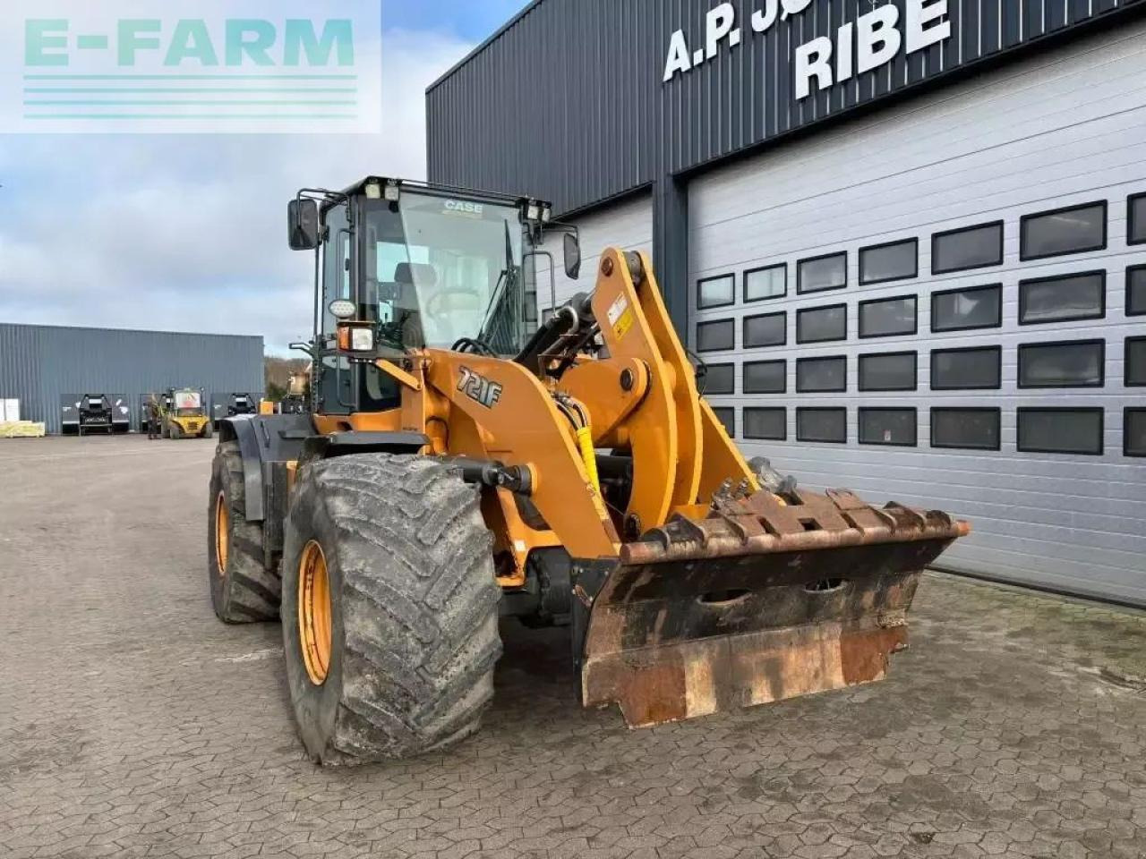 Case-IH 721 f 721 f - Mini rýpadlo: obrázok 3 Case-IH 721 f 721 f - Mini rýpadlo: obrázok 3