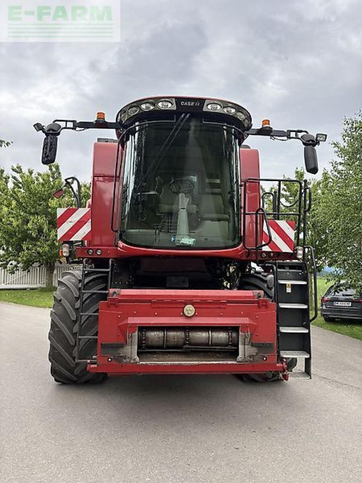 Case-IH axial-flow 6140 - Obilný kombajn: obrázok 2 Case-IH axial-flow 6140 - Obilný kombajn: obrázok 2