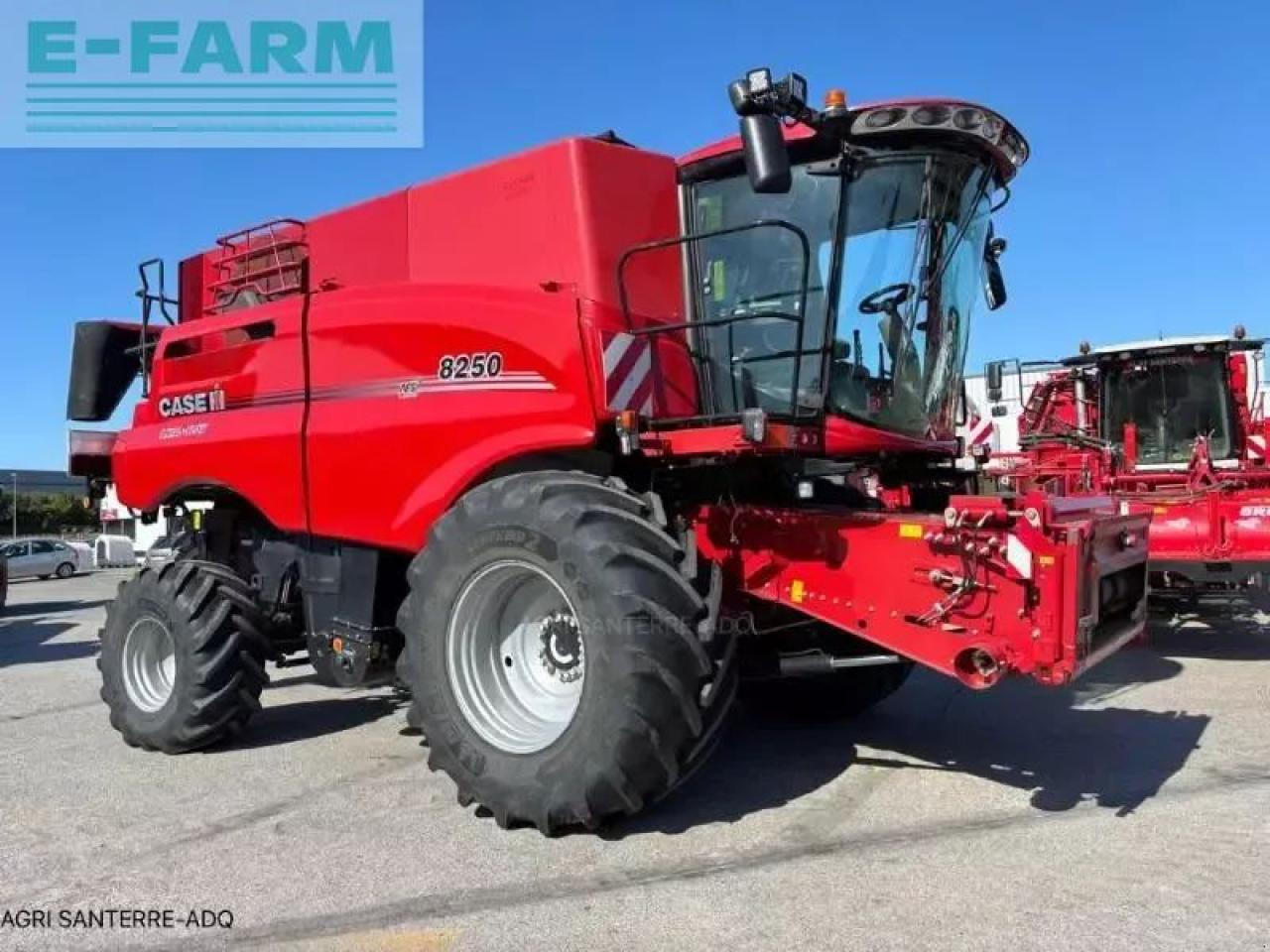 Case-IH axial-flow 8250 - Obilný kombajn: obrázok 1 Case-IH axial-flow 8250 - Obilný kombajn: obrázok 1
